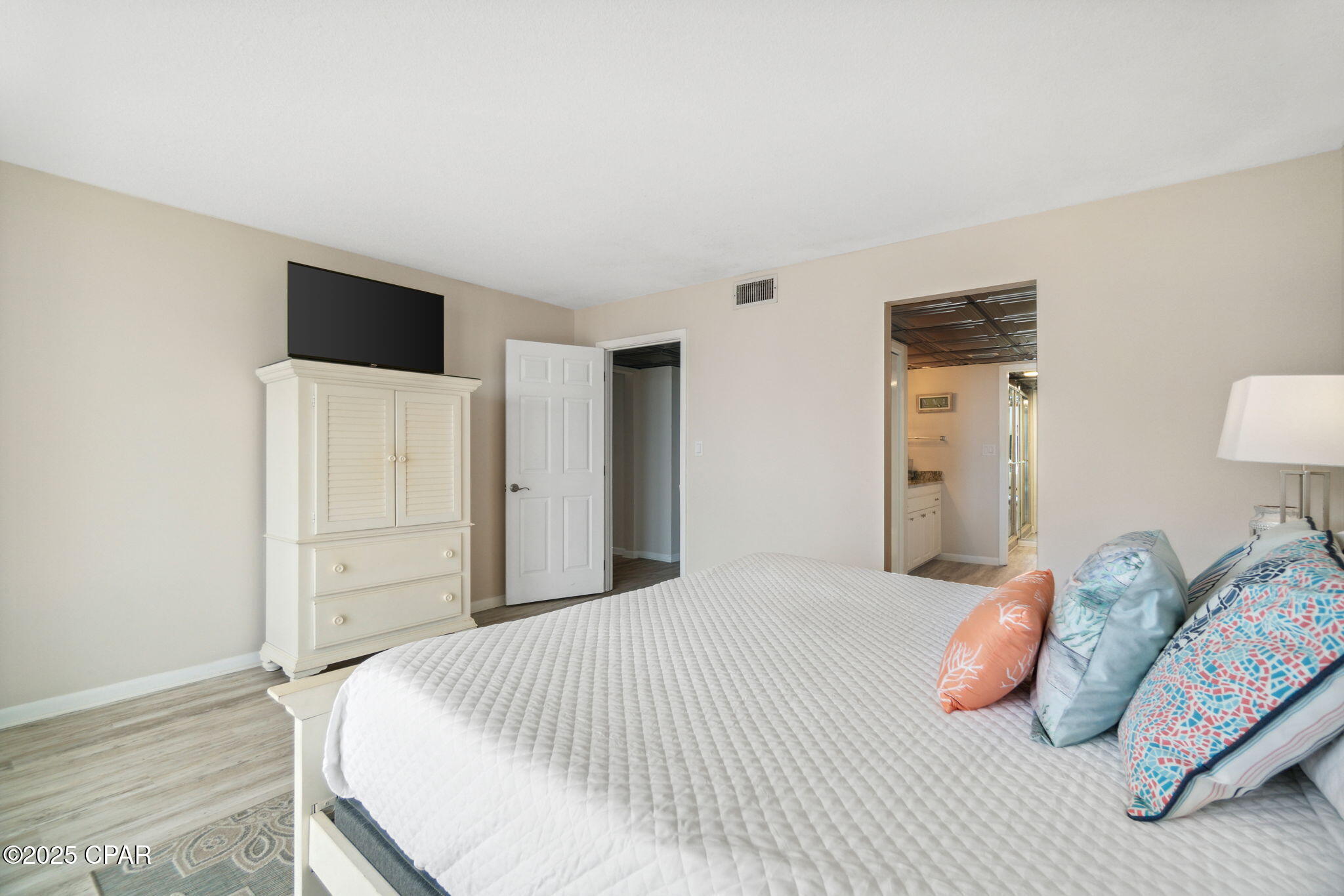 Image 16 For 11483 Front Beach Road 1001