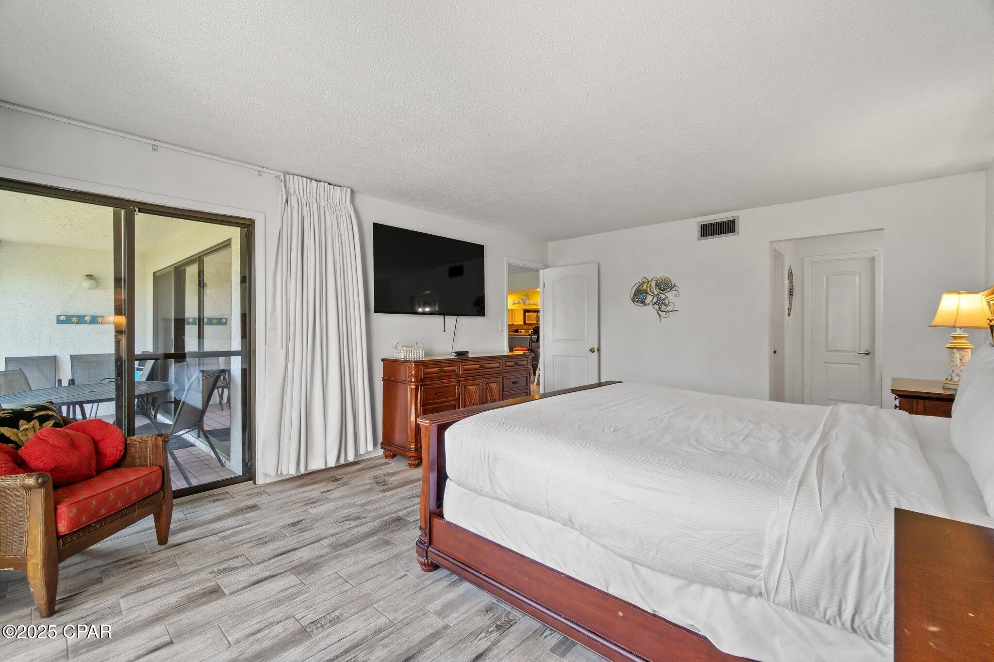 Image 18 For 520 Richard Jackson Boulevard 1507