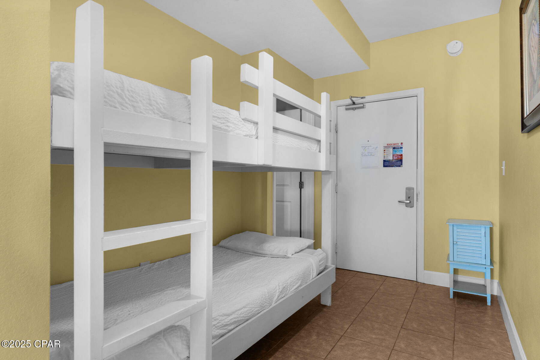 Image 11 For 16819 Front Beach Road 104