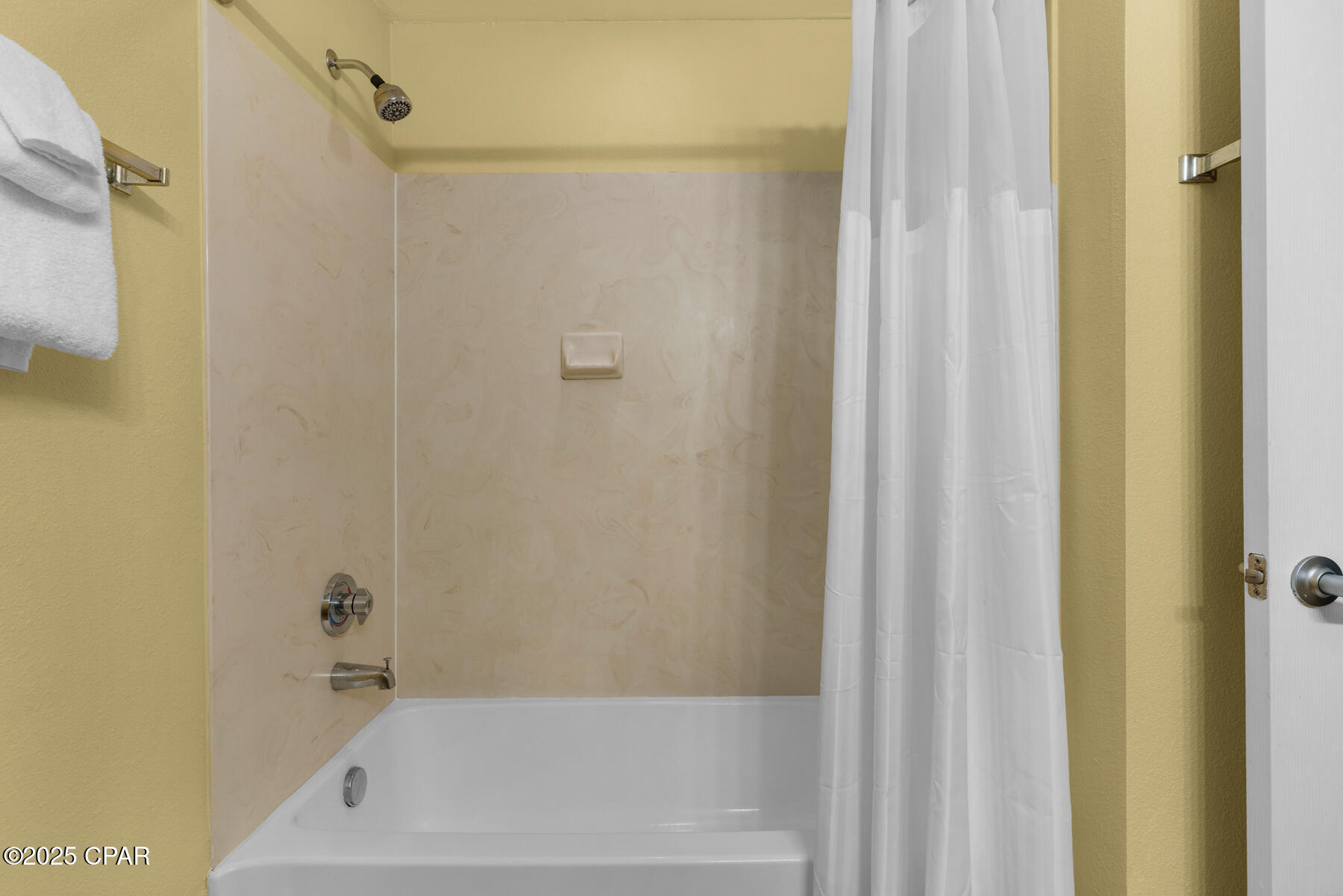 Image 26 For 16819 Front Beach Road 104