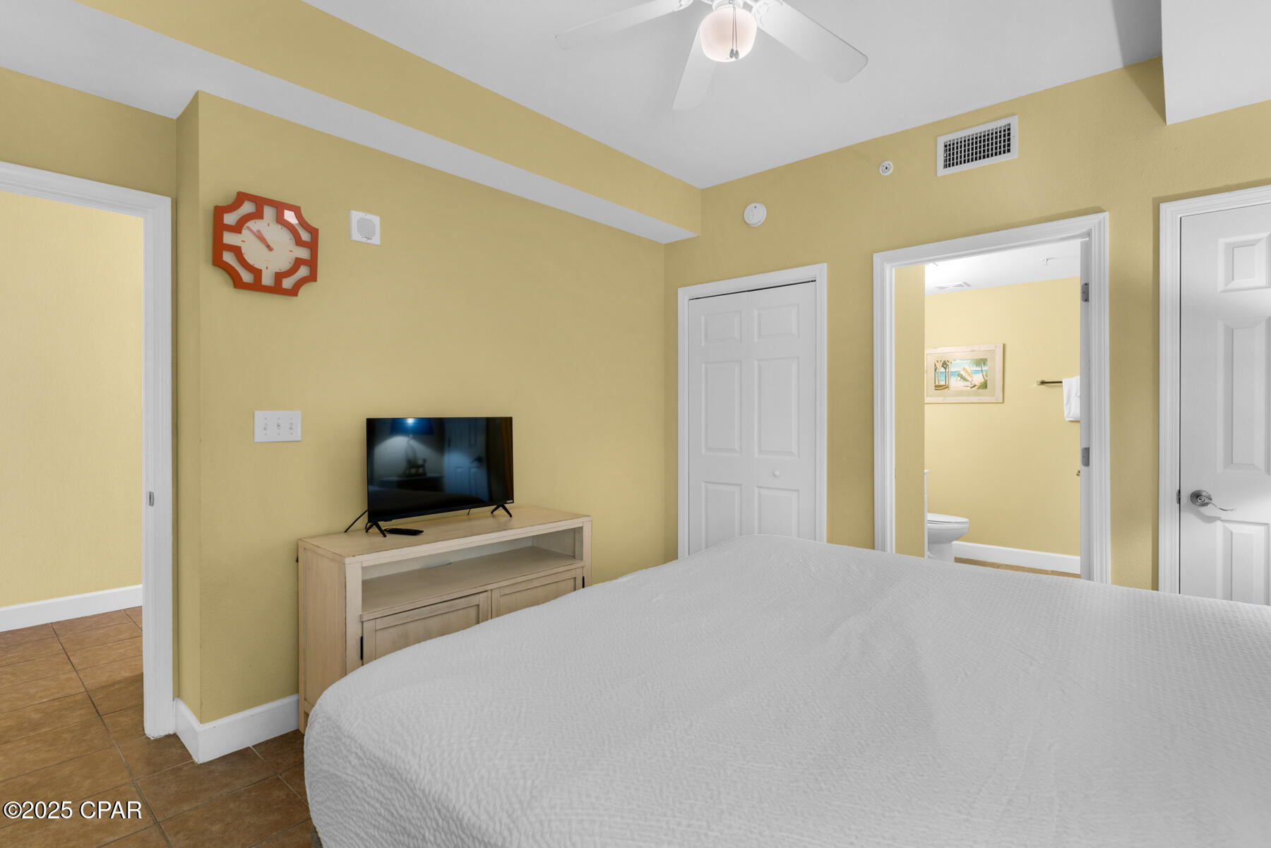 Image 9 For 16819 Front Beach Road 104