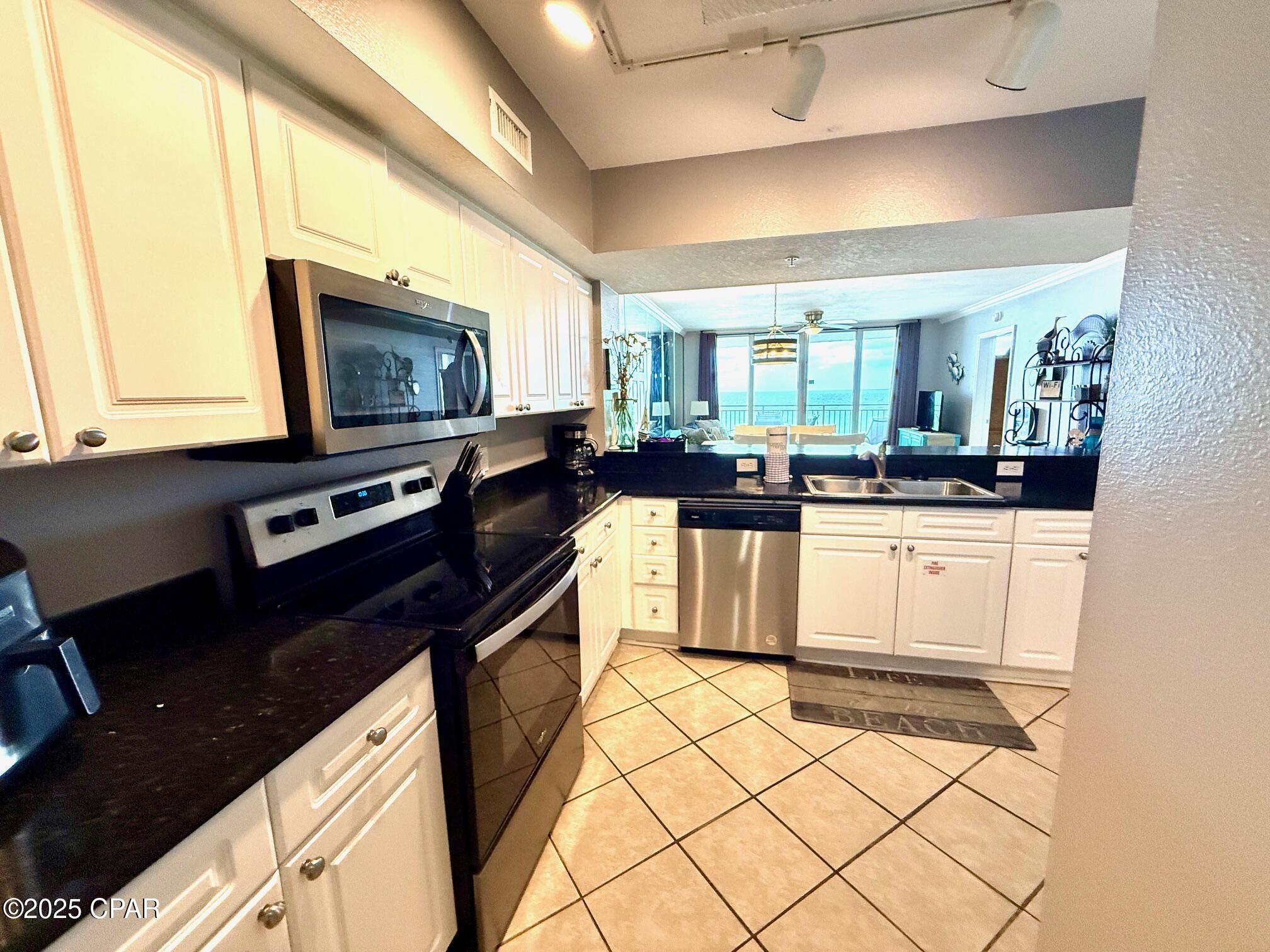 Image 11 For 14701 Front Beach Road 536