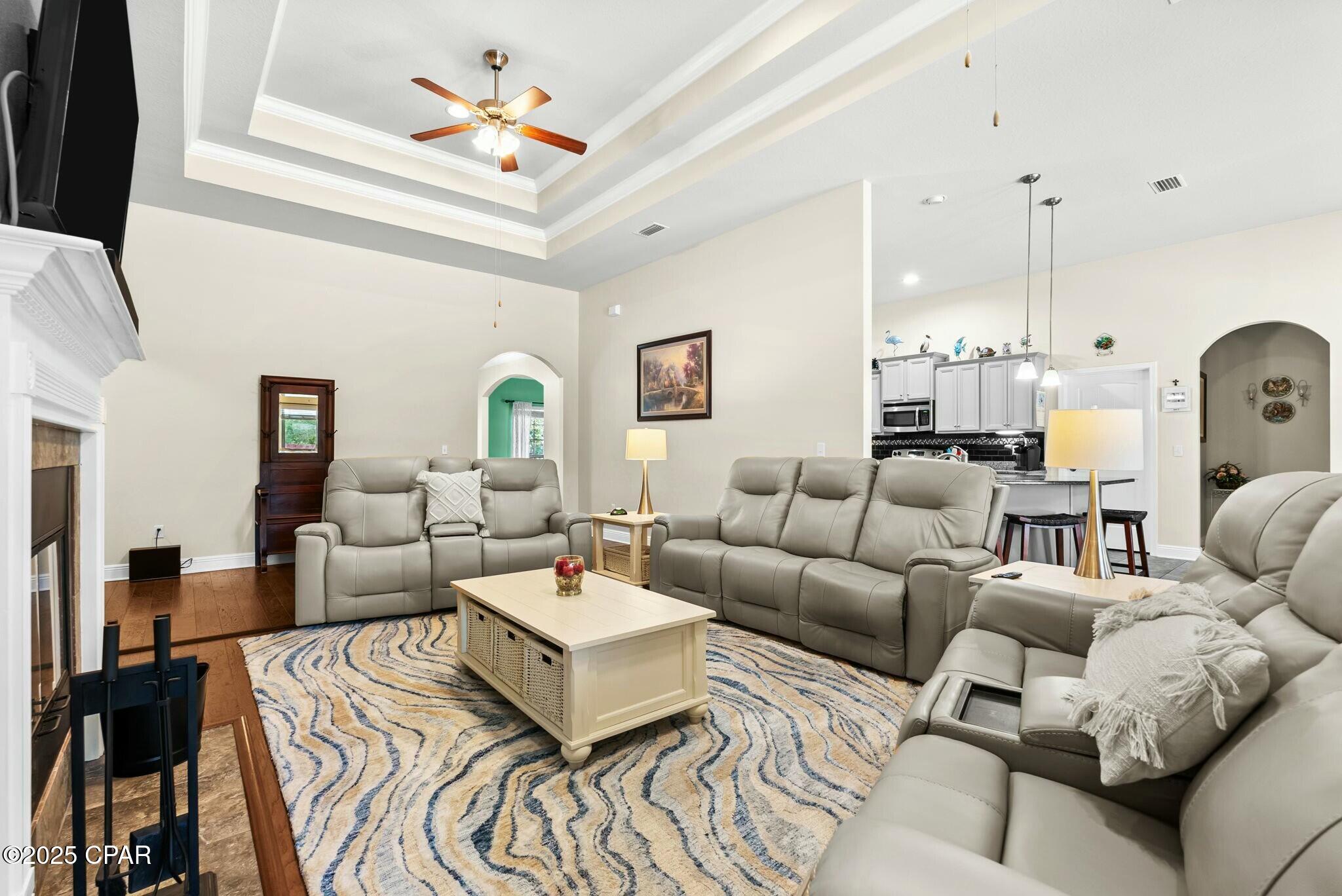 Image 10 For 116 Lake Merial Boulevard