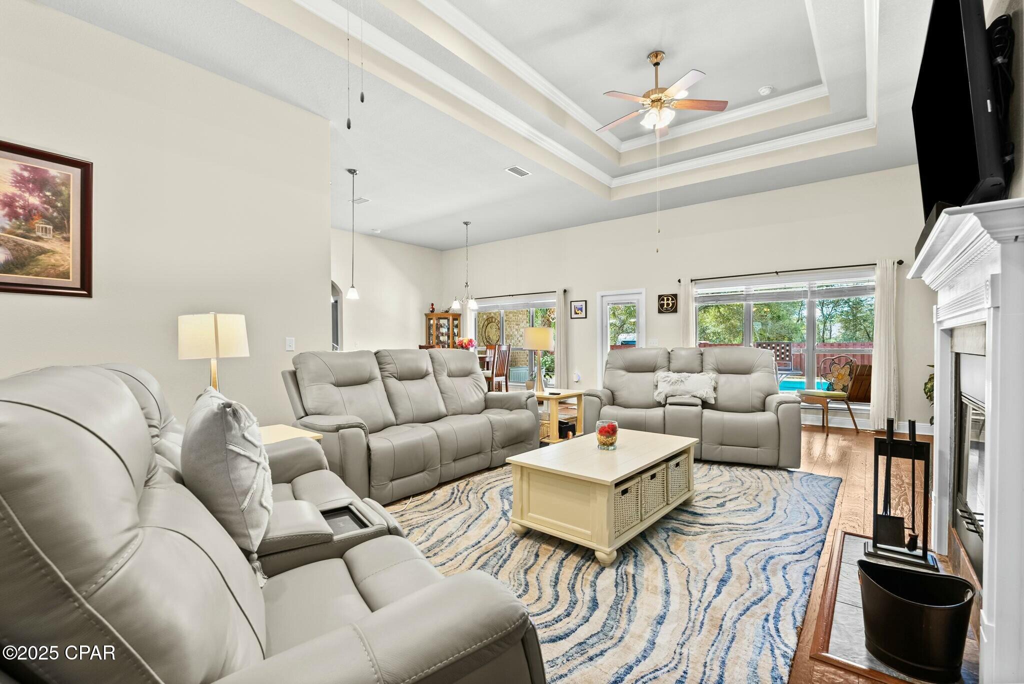 Image 11 For 116 Lake Merial Boulevard