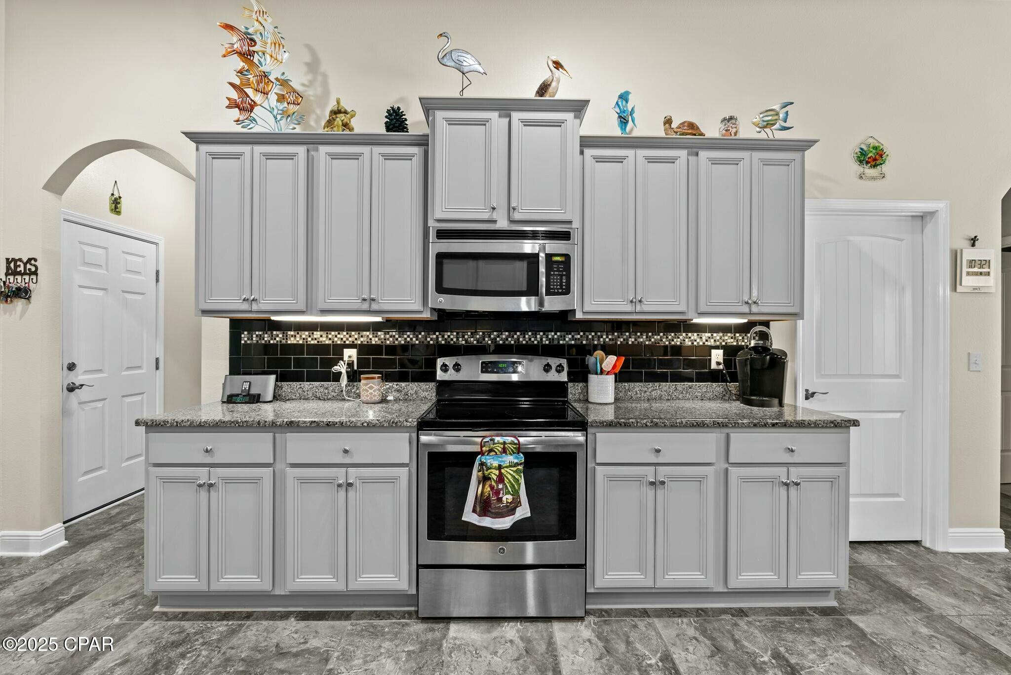 Image 18 For 116 Lake Merial Boulevard