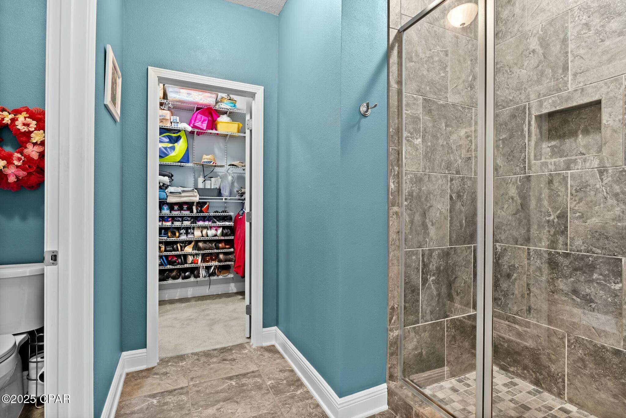 Image 38 For 116 Lake Merial Boulevard