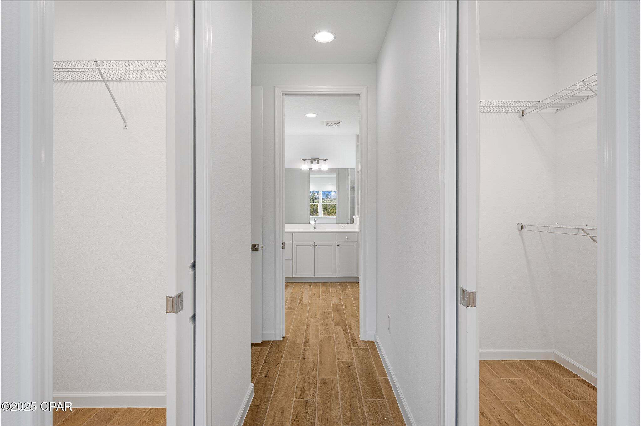 Image 32 For 8490 Landshark Boulevard