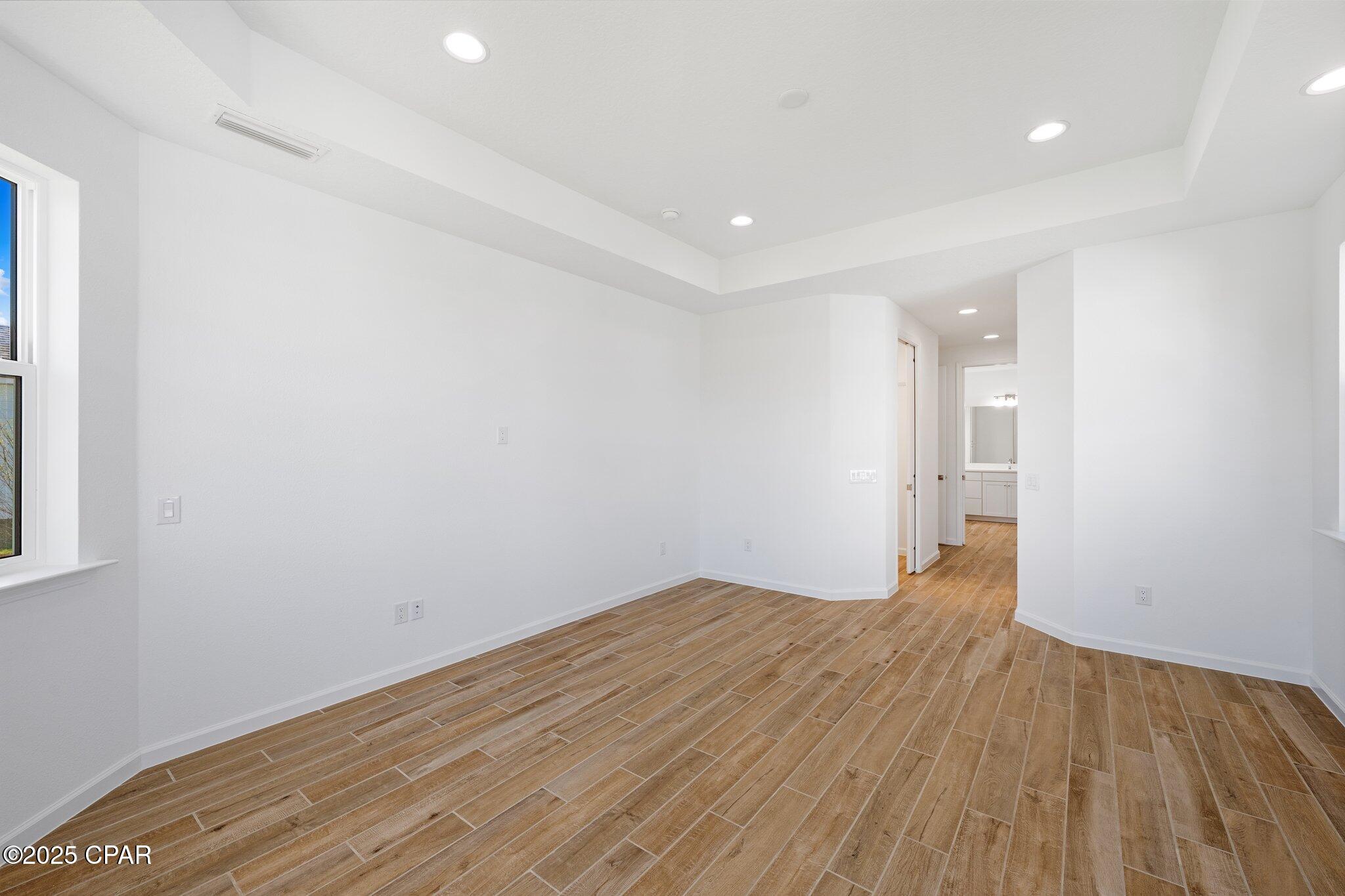 Image 33 For 8490 Landshark Boulevard