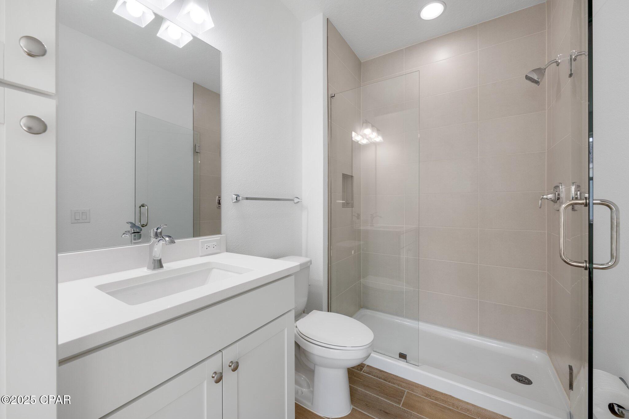 Image 35 For 8490 Landshark Boulevard