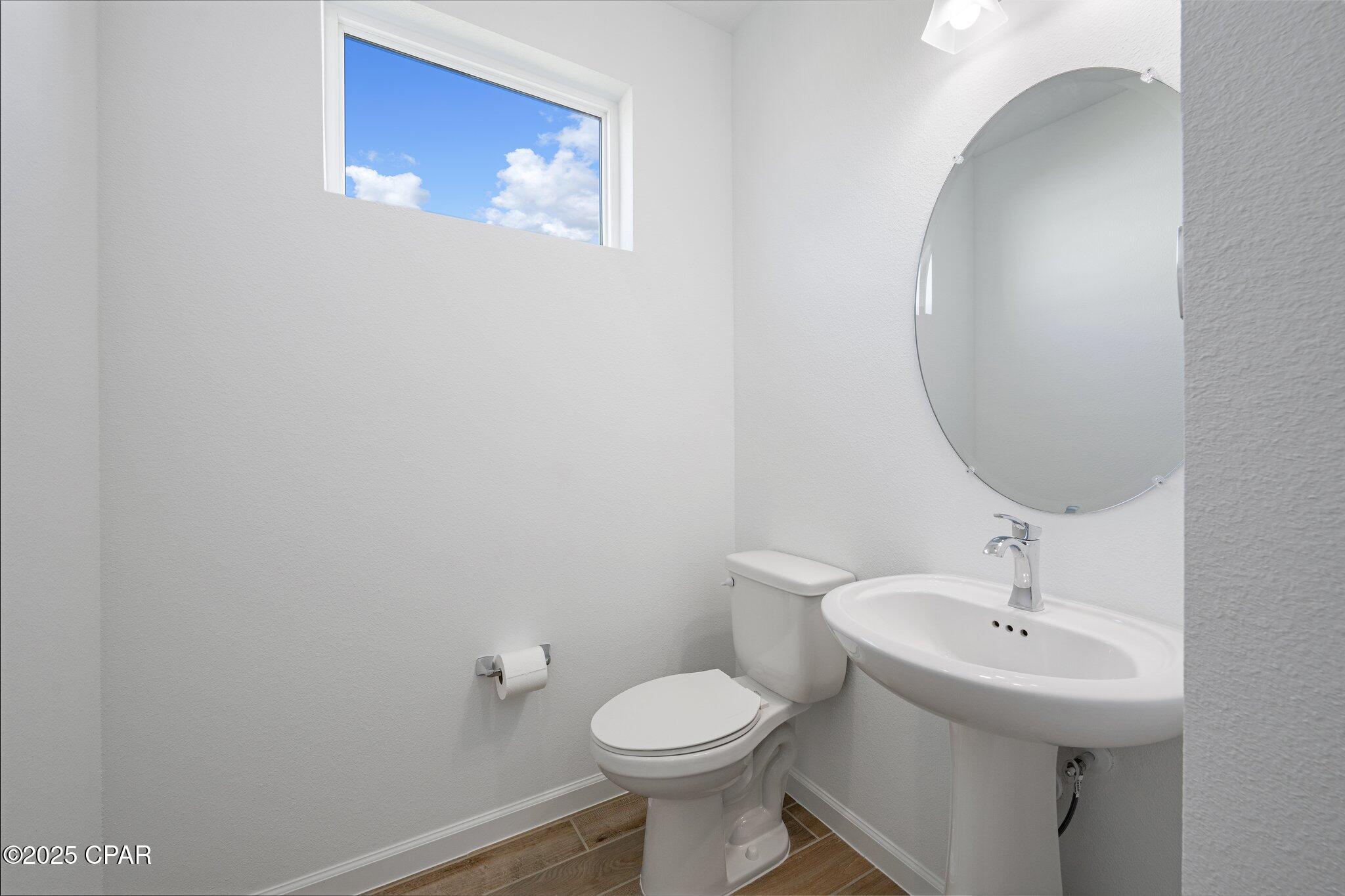 Image 40 For 8490 Landshark Boulevard