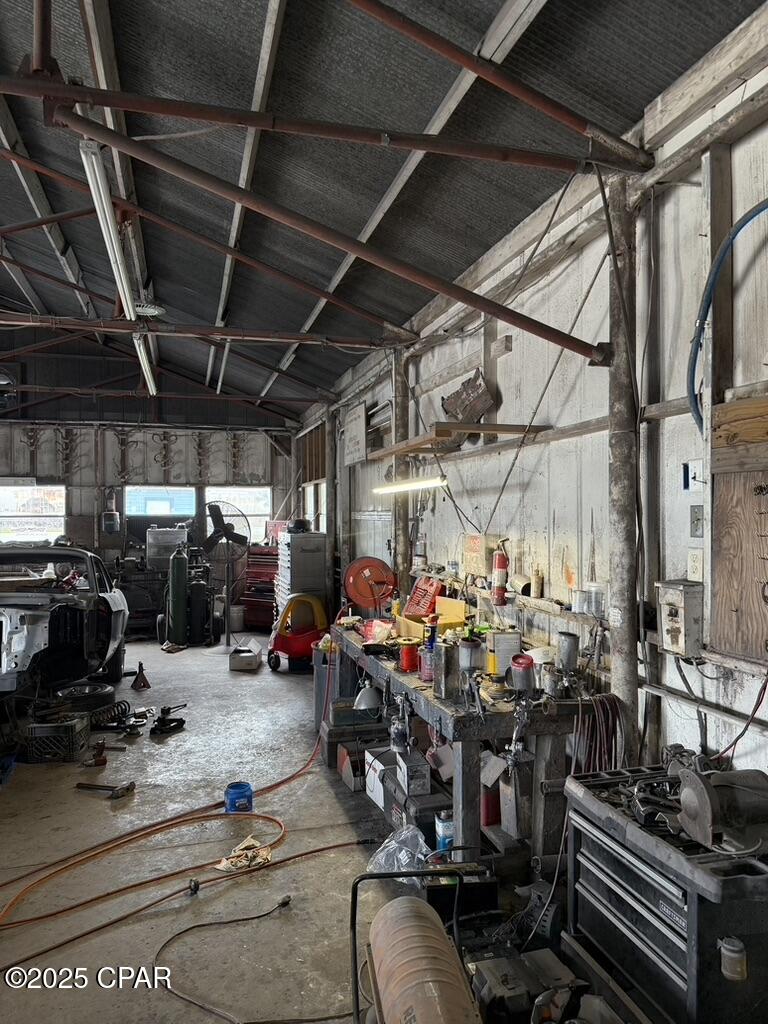 Image 17 For 2209 Highway 231