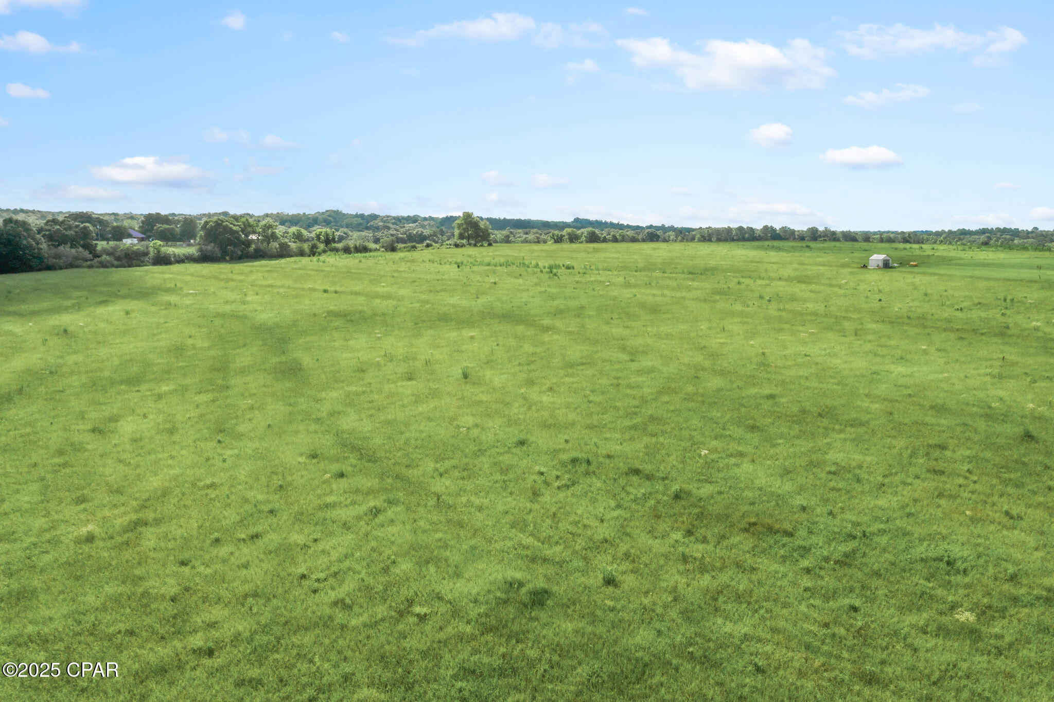 Listing photo id 18 for 1080 Arnold Lane