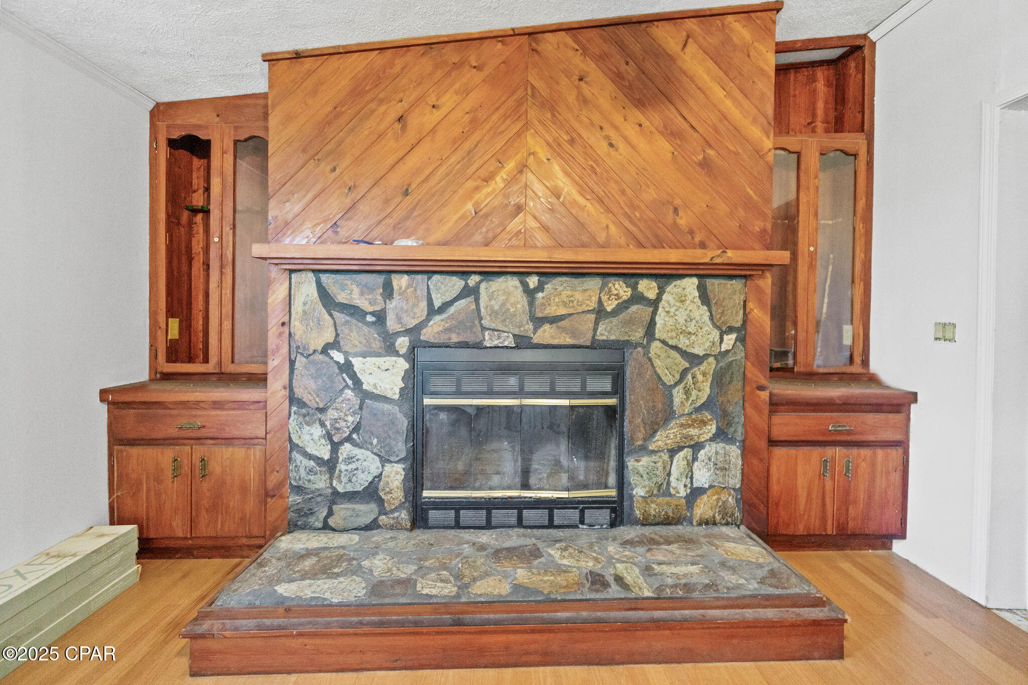 Listing photo id 36 for 1080 Arnold Lane