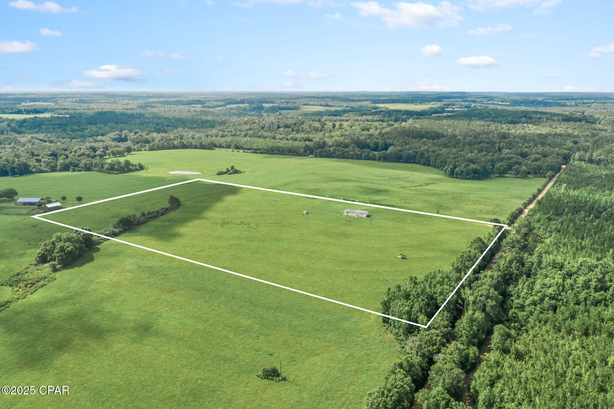 Listing photo id 4 for 1080 Arnold Lane