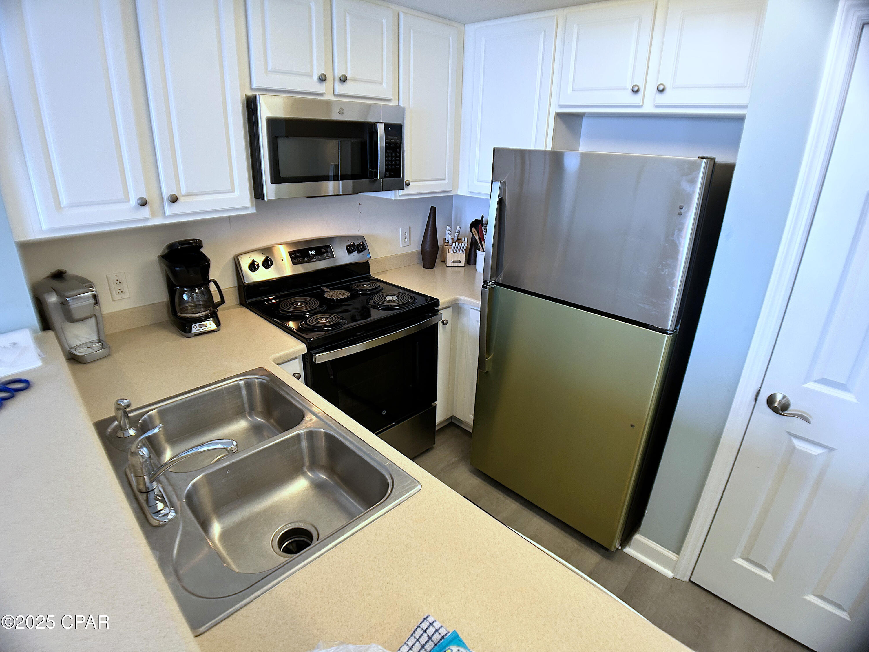 Image 16 For 5115 Gulf Drive 1705