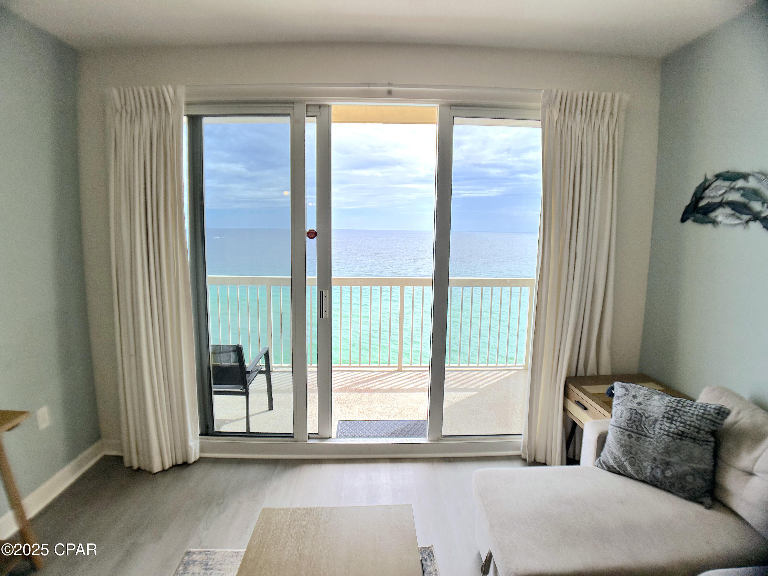 Image 7 For 5115 Gulf Drive 1705