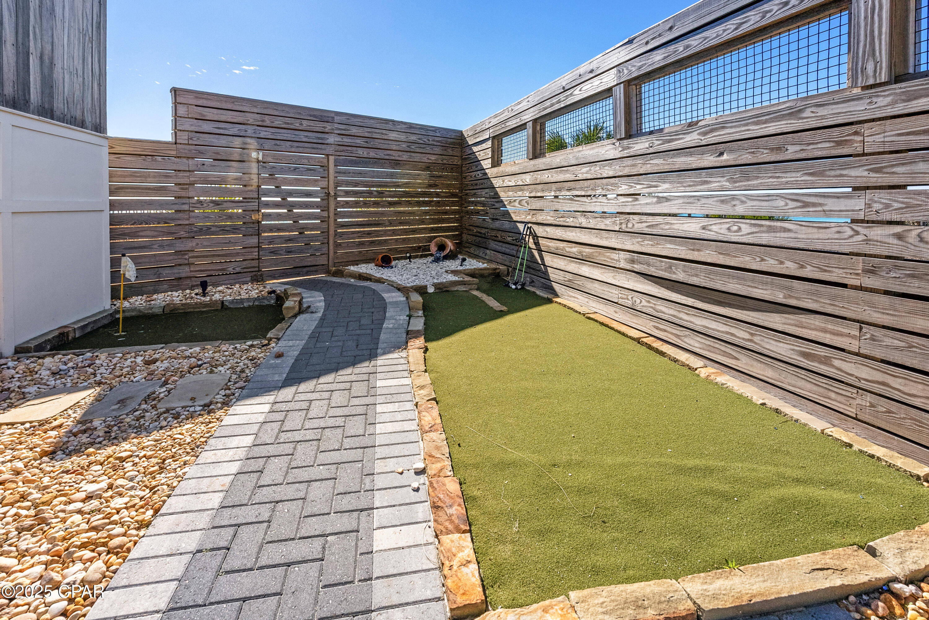 Image 10 For 12401 Front Beach Road