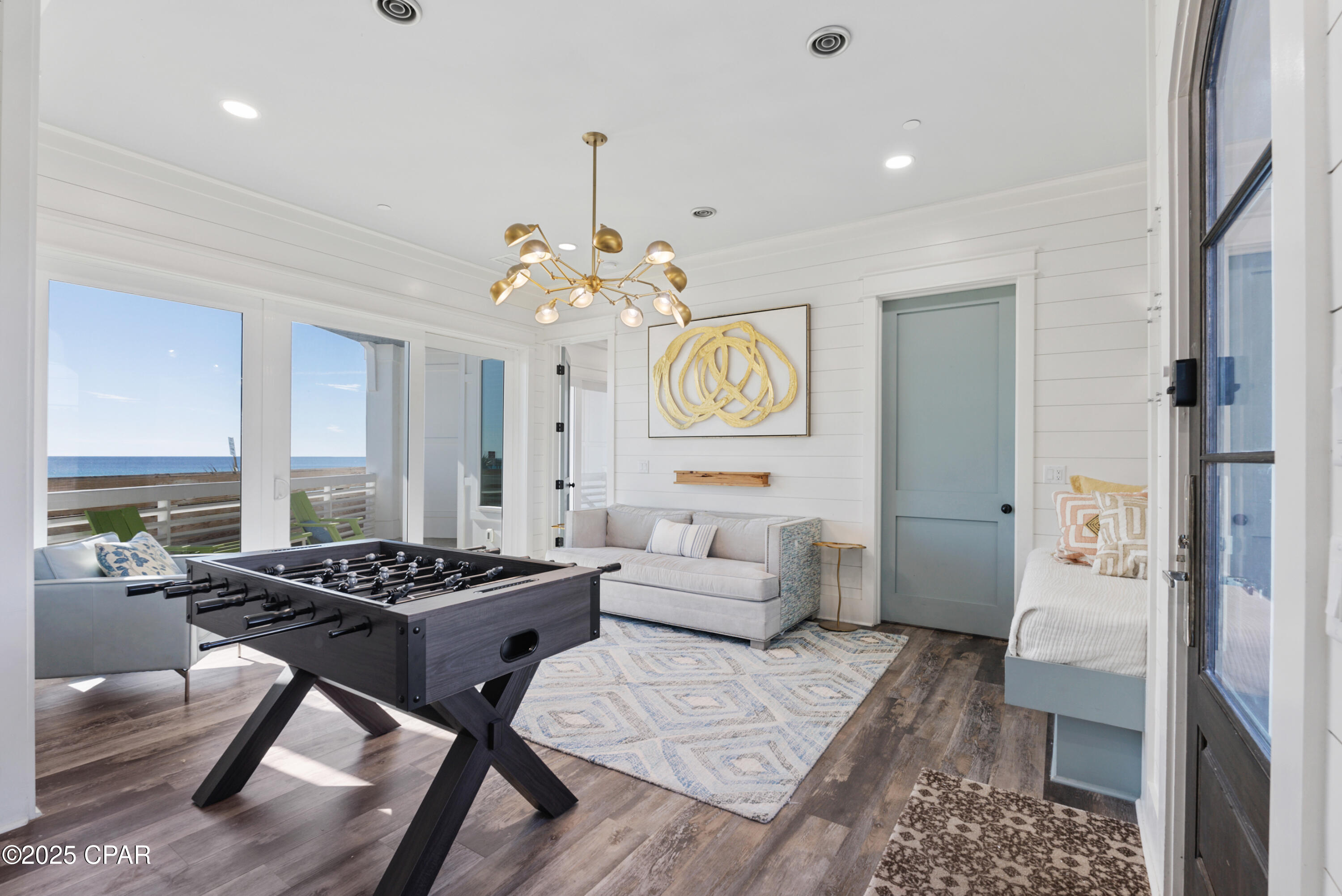 Listing photo id 15 for 12401 Front Beach Road