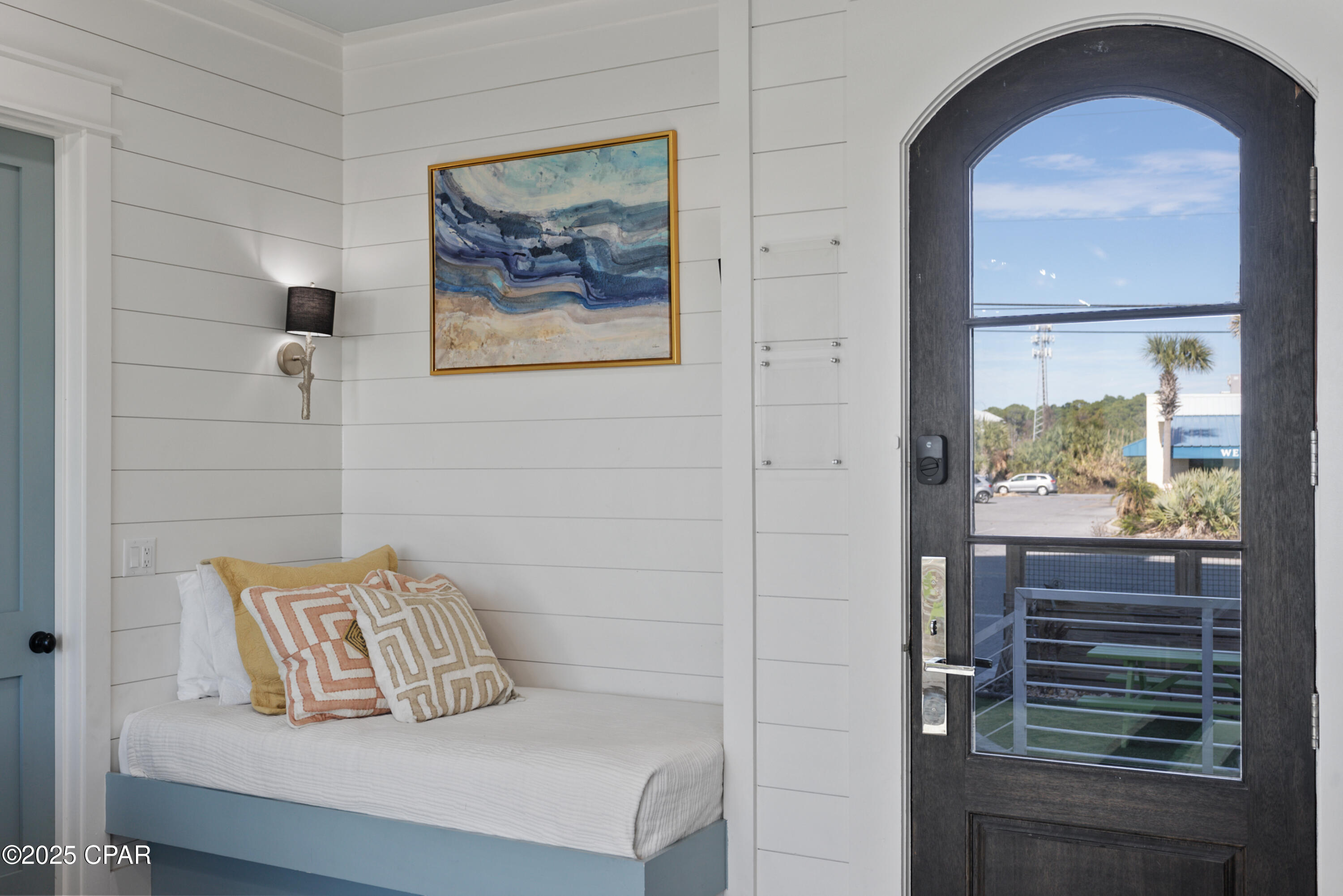 Listing photo id 19 for 12401 Front Beach Road