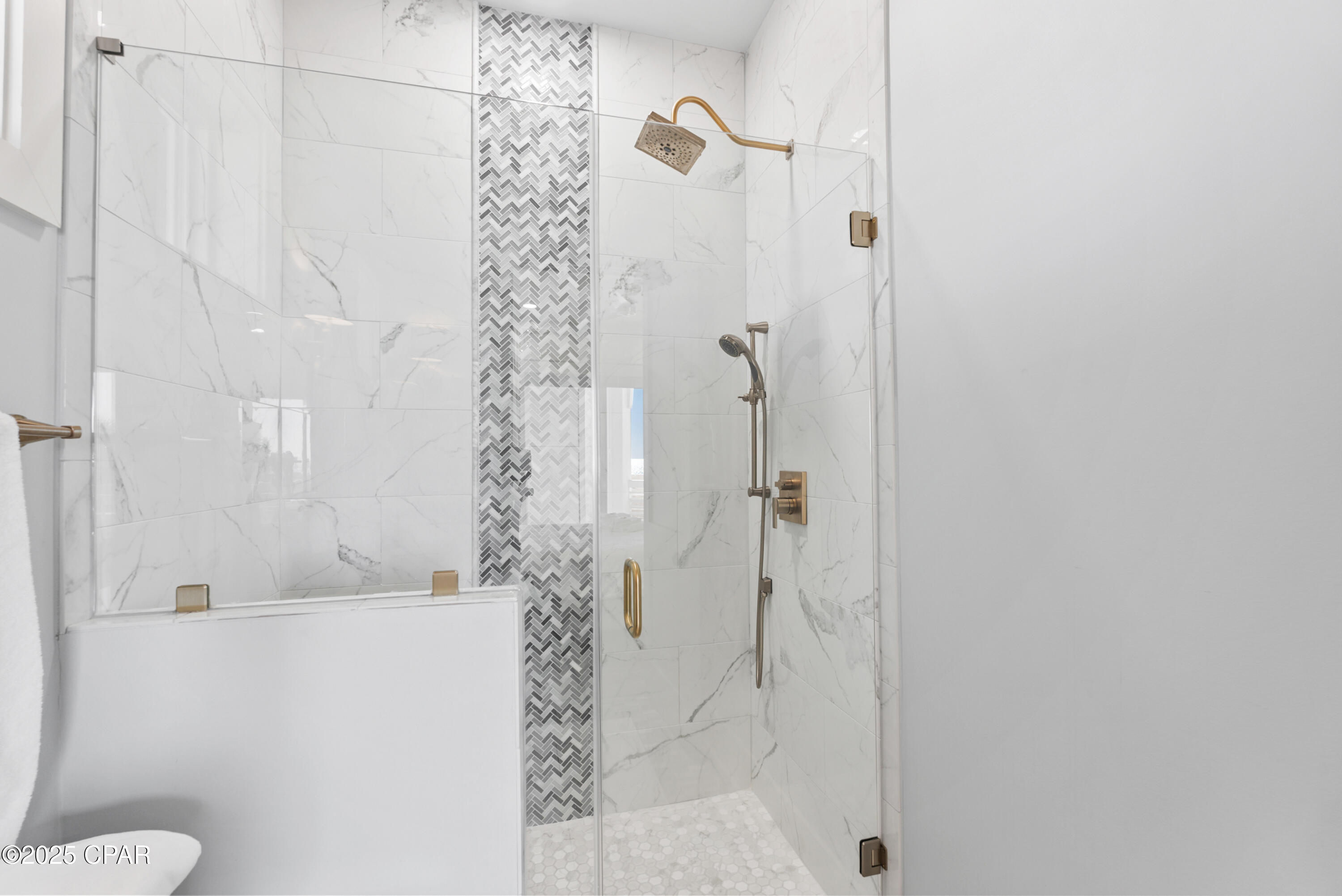 Listing photo id 25 for 12401 Front Beach Road