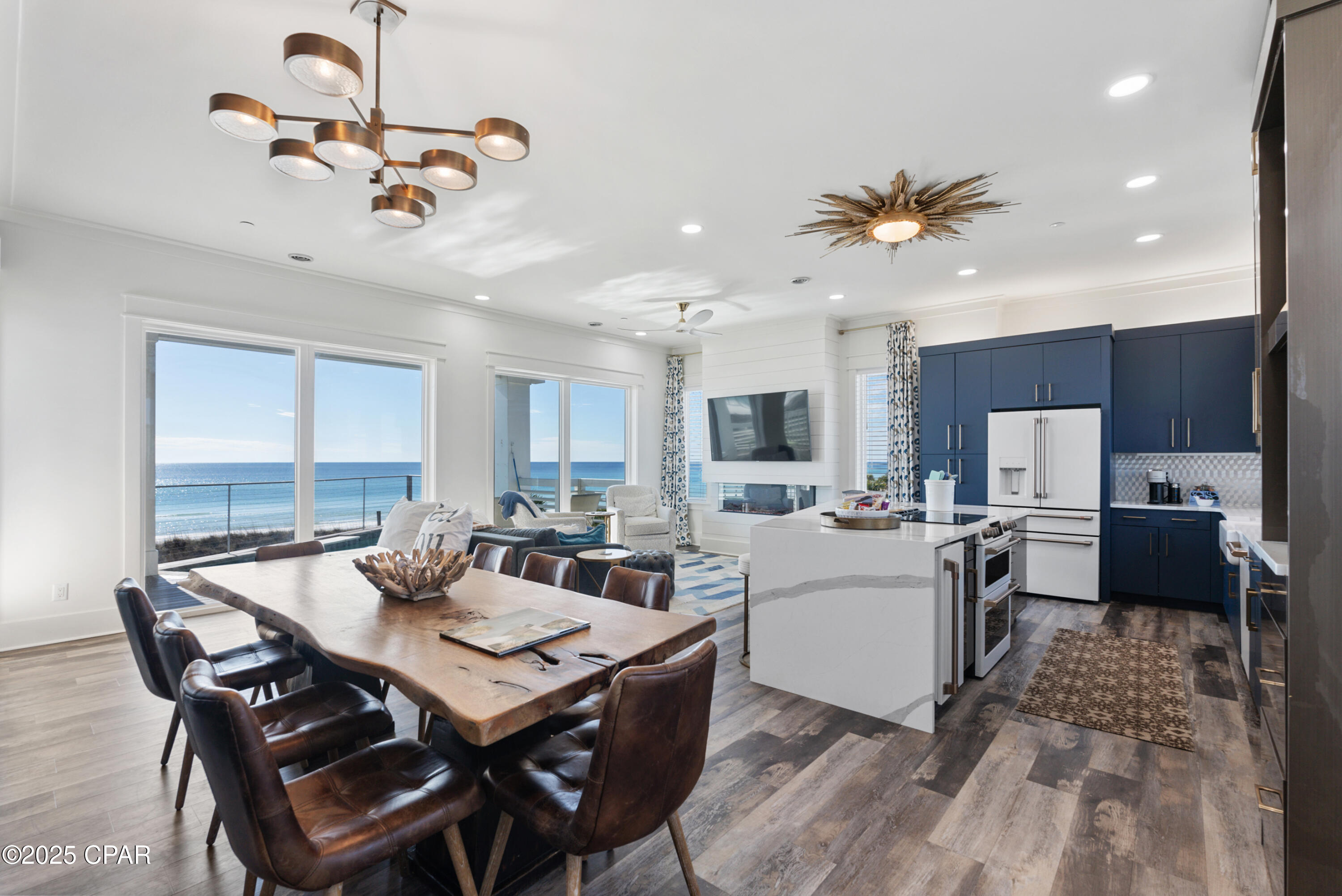 Listing photo id 32 for 12401 Front Beach Road