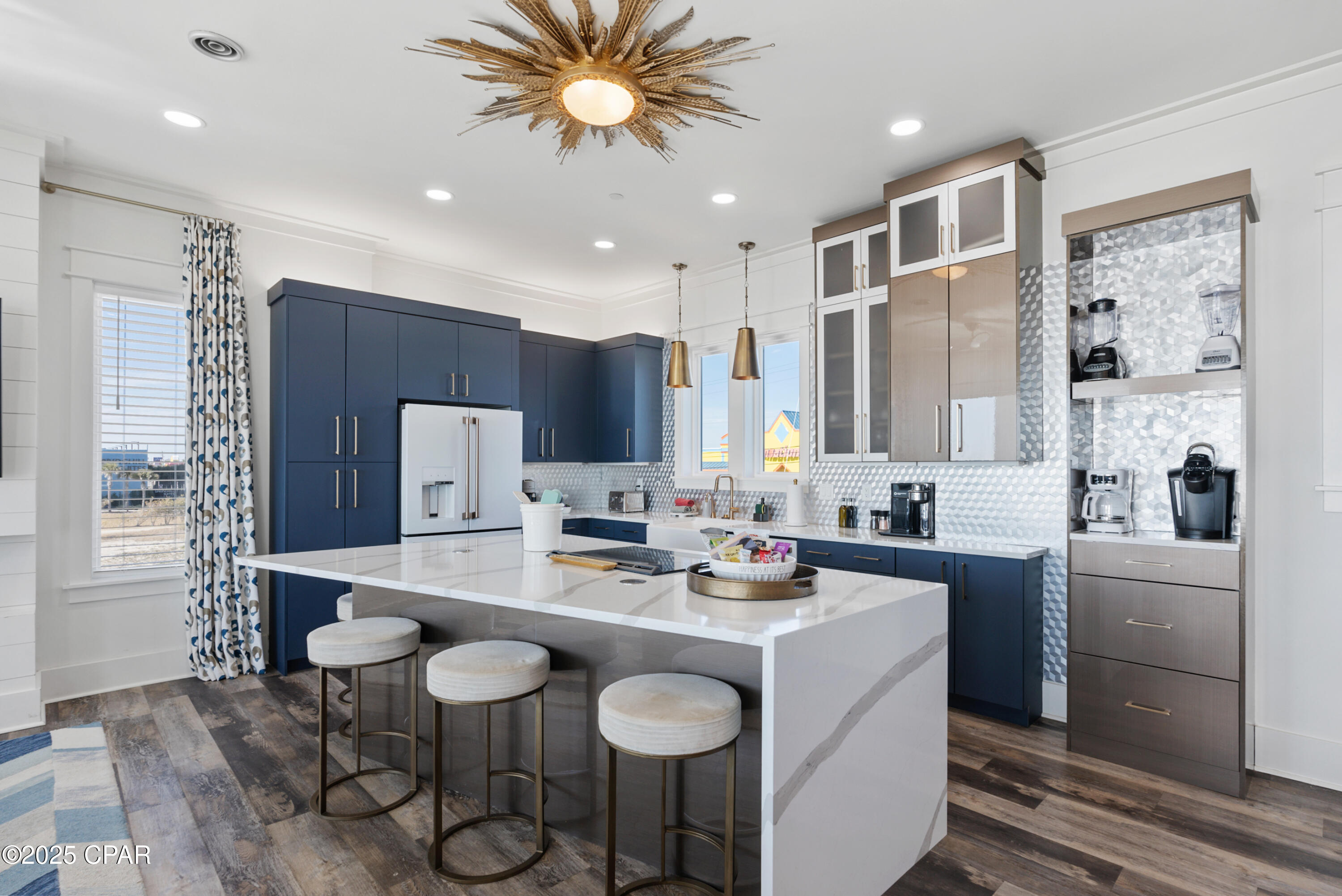 Listing photo id 38 for 12401 Front Beach Road