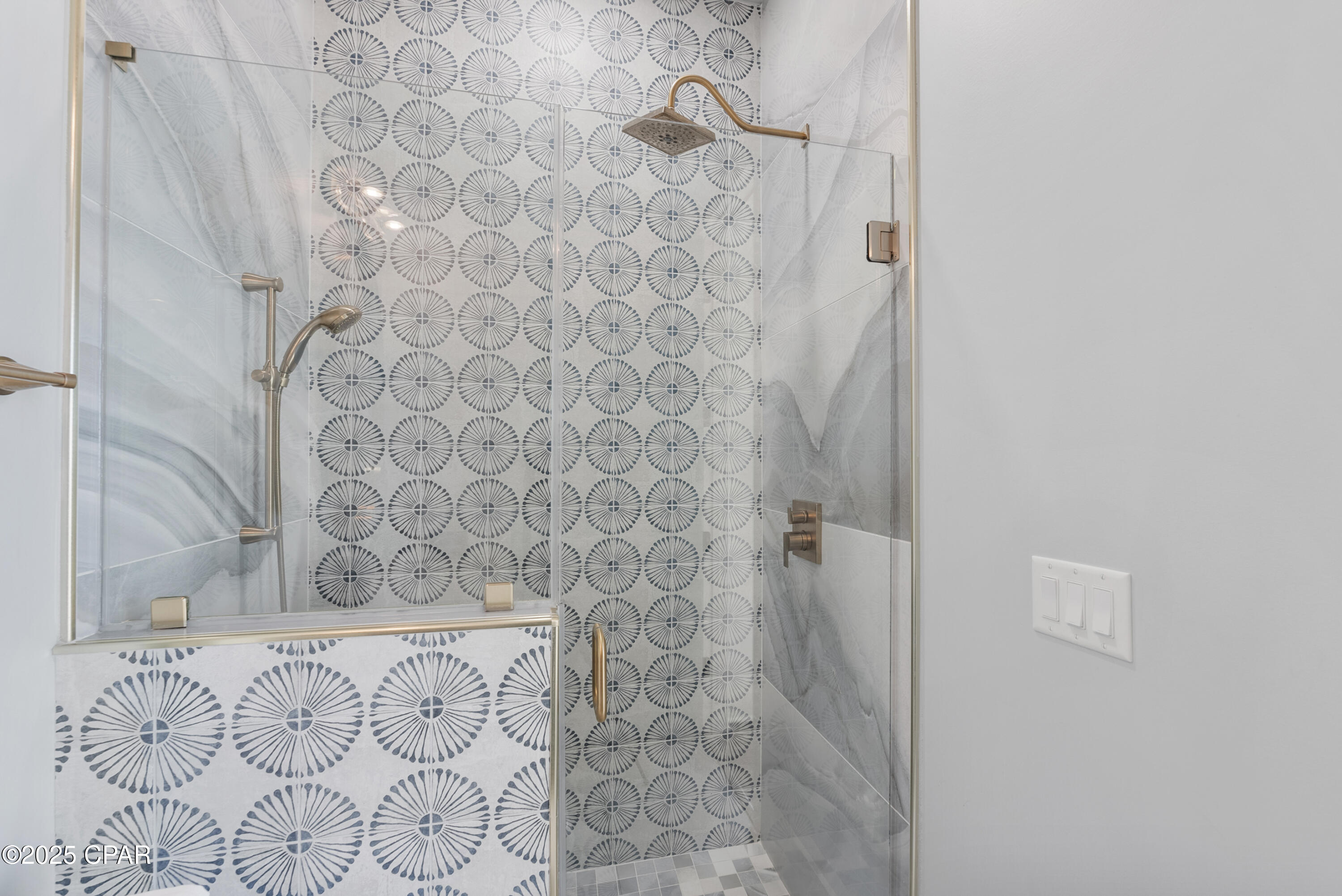 Listing photo id 49 for 12401 Front Beach Road