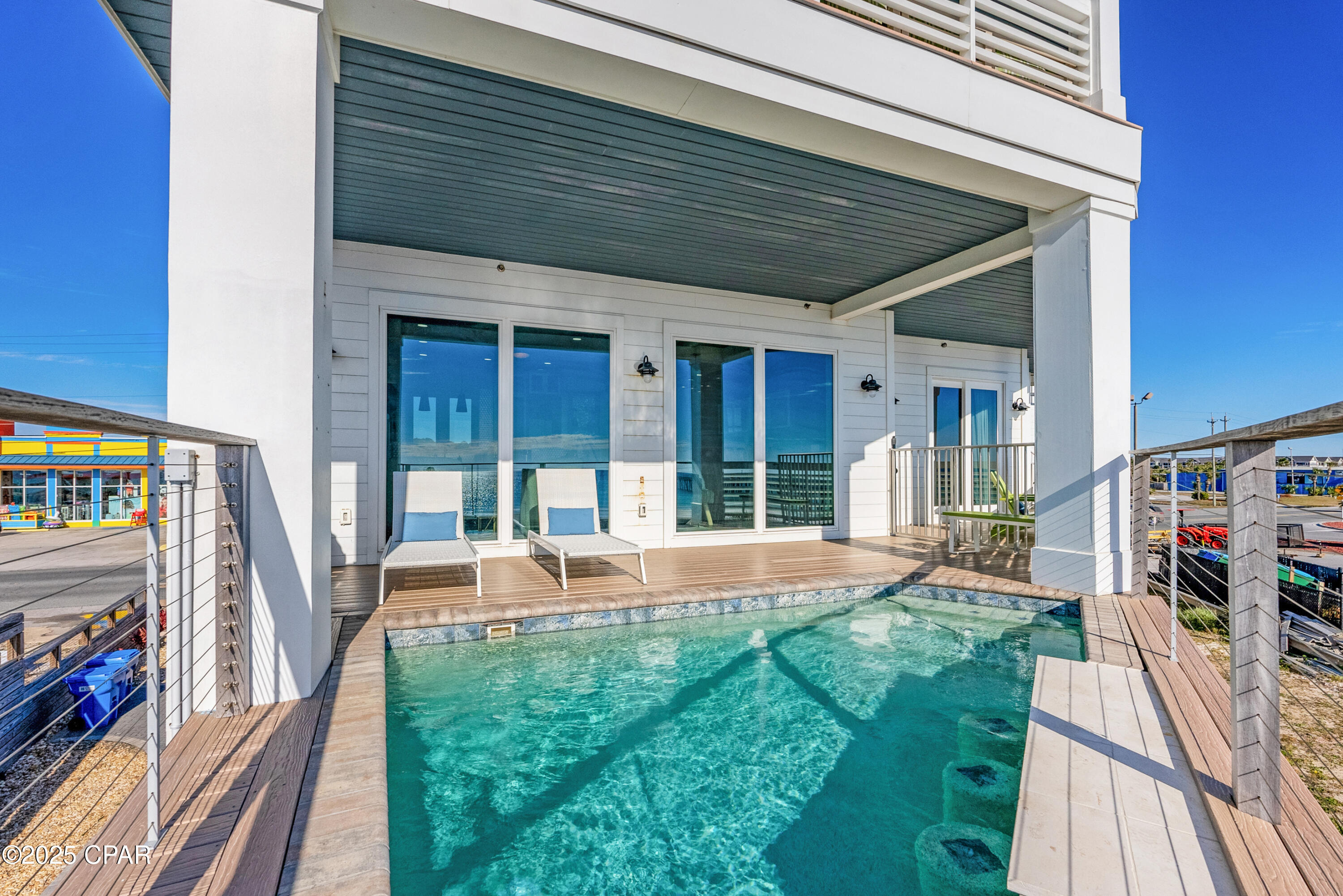 Listing photo id 53 for 12401 Front Beach Road