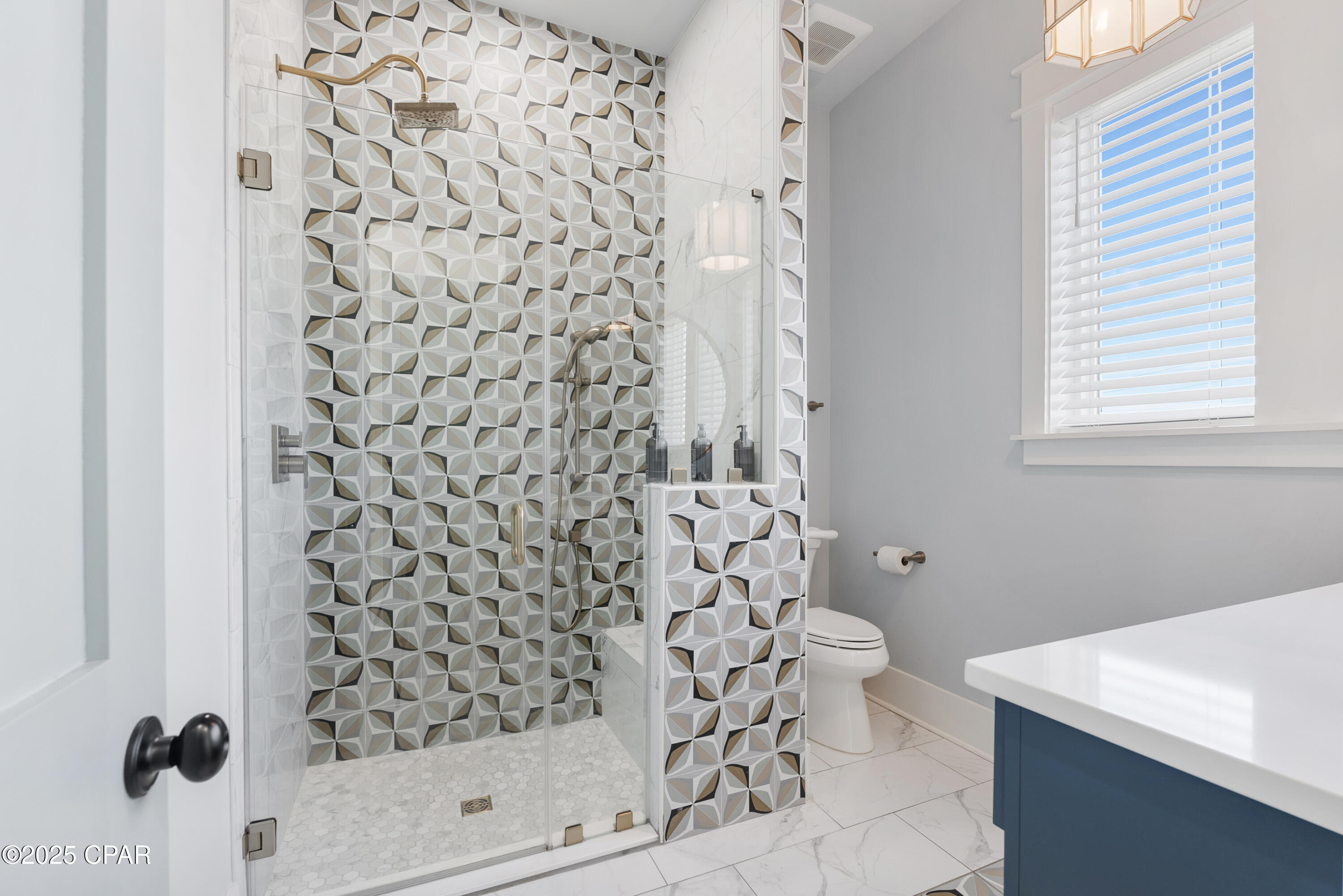 Listing photo id 57 for 12401 Front Beach Road