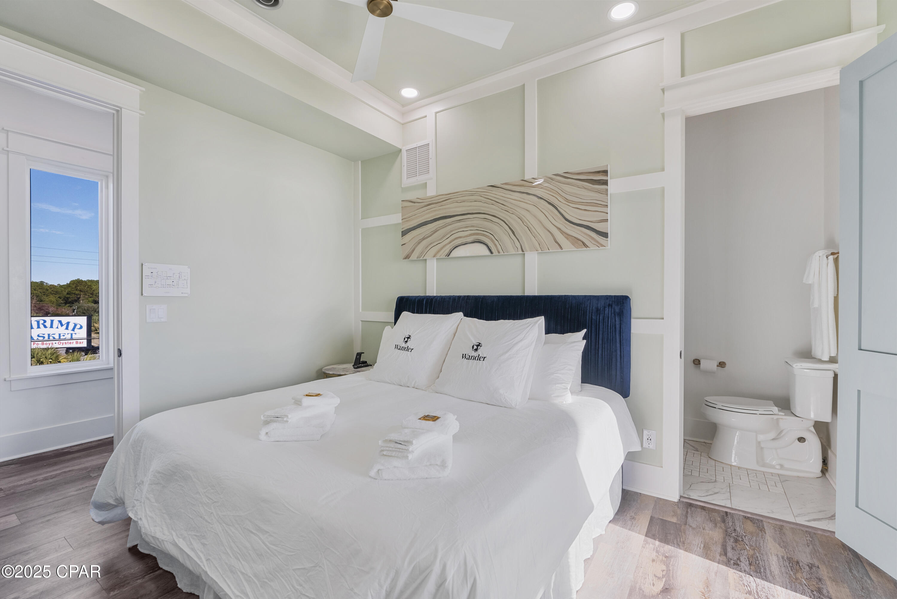 Listing photo id 67 for 12401 Front Beach Road