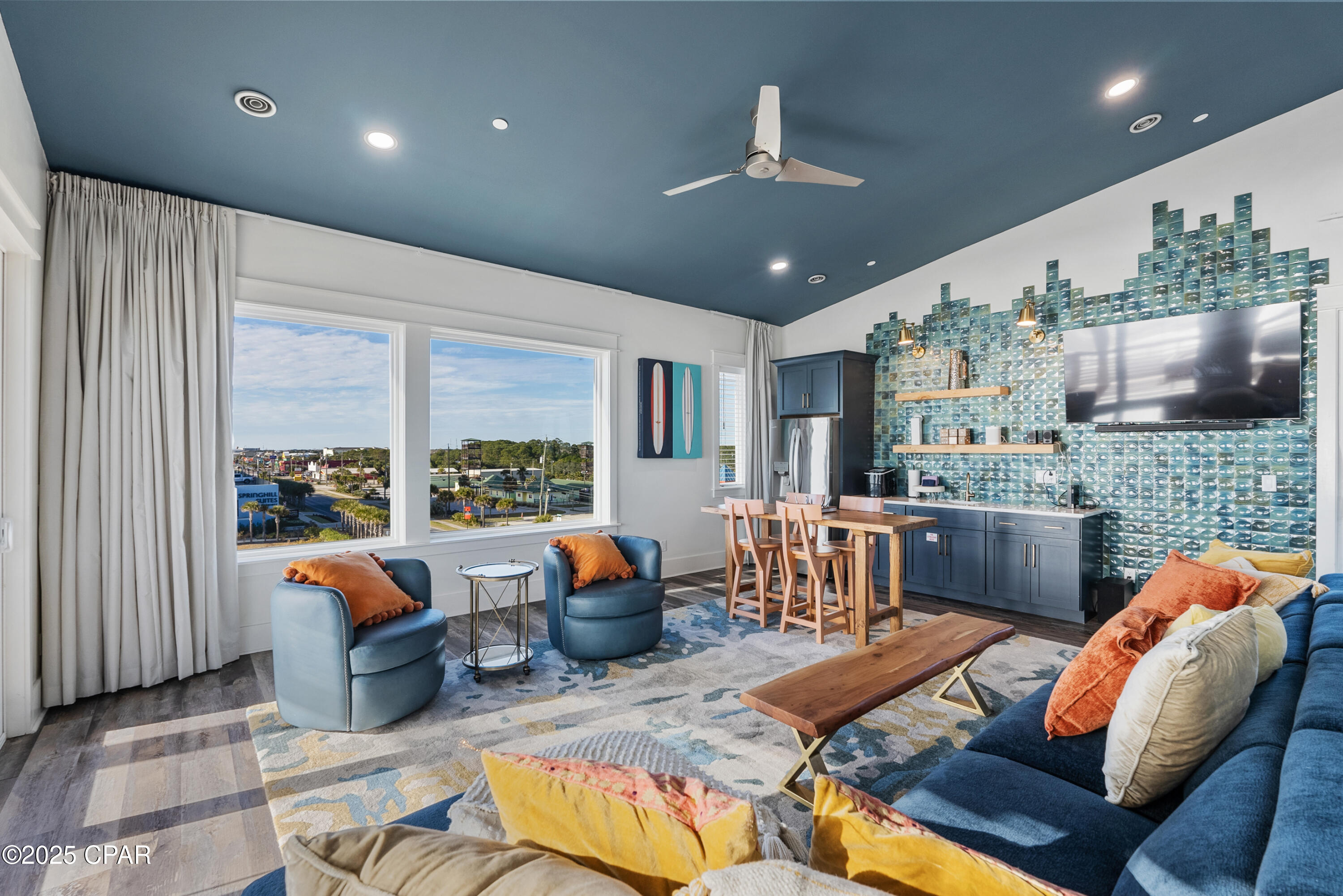 Listing photo id 81 for 12401 Front Beach Road