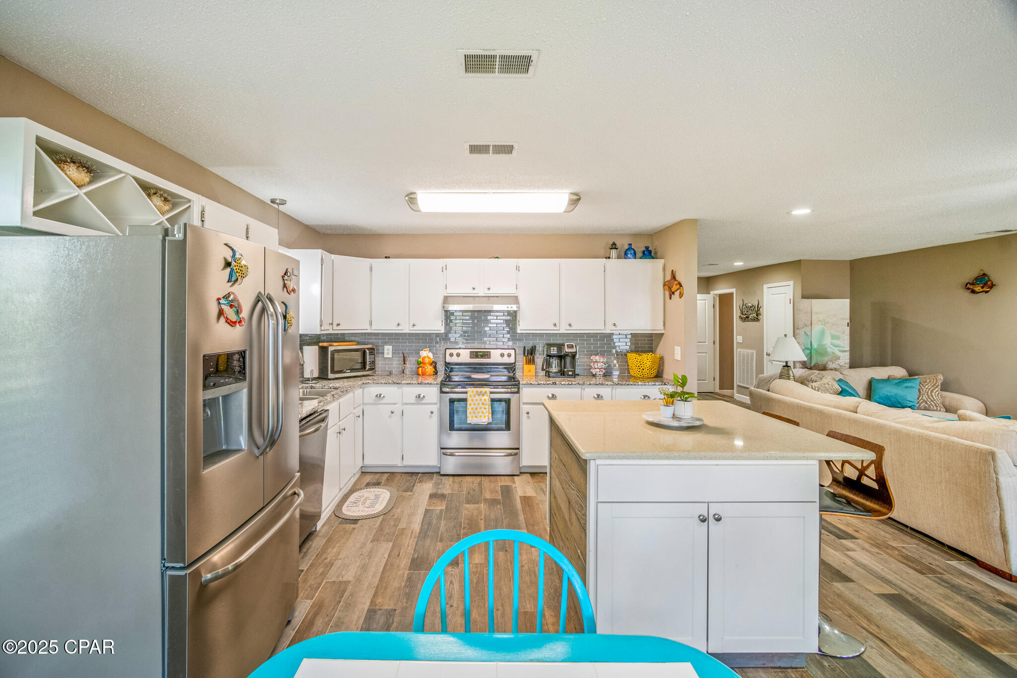 Image 32 For 7930 Lagoon Drive