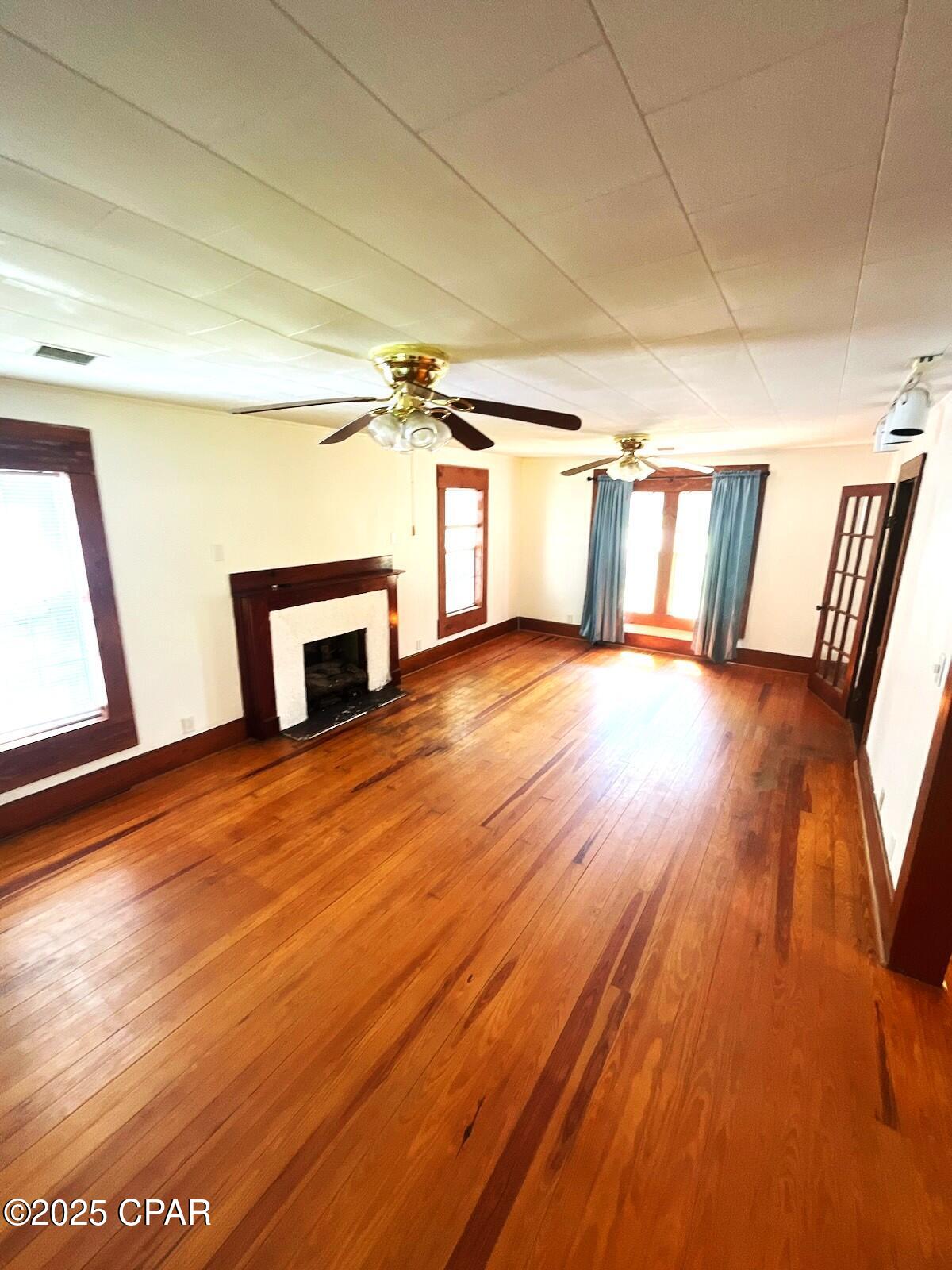 Image 3 For 16619 Gaskin Street