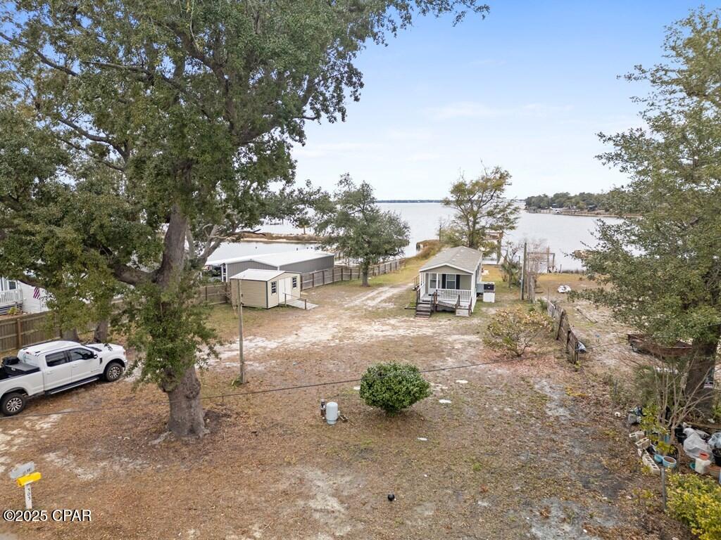 Image 11 For 303 Blackshear Drive