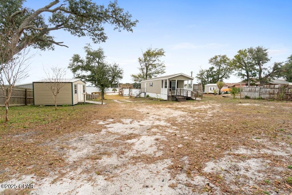 Image 19 For 303 Blackshear Drive