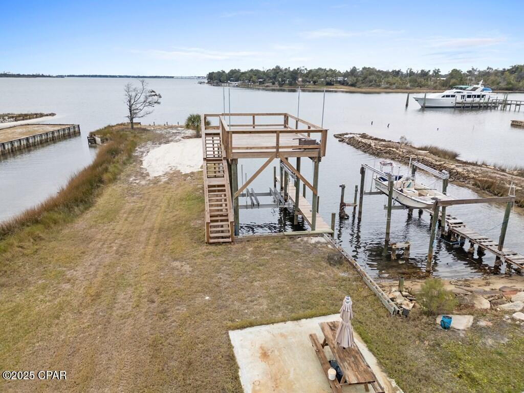 Image 3 For 303 Blackshear Drive