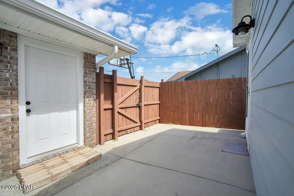 Image 17 For 205 Cottontail Lane