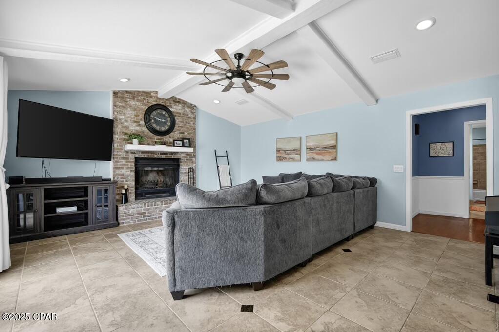 Image 8 For 205 Cottontail Lane