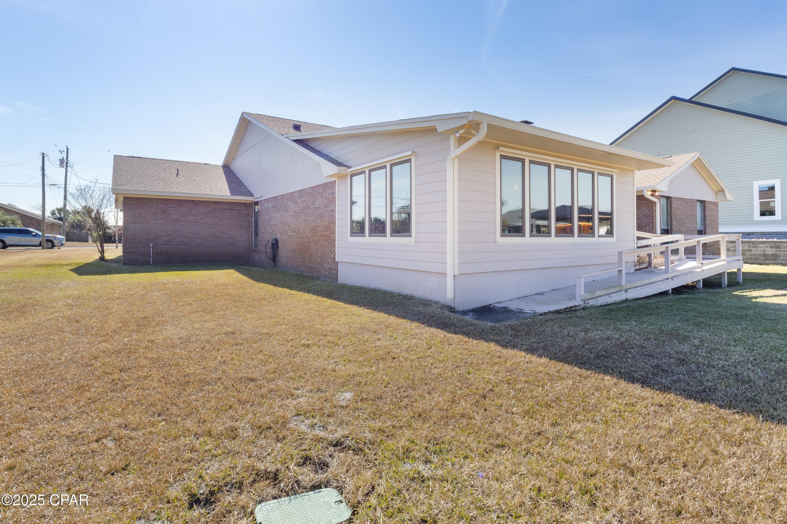 Image 26 For 702 Beachcomber Drive