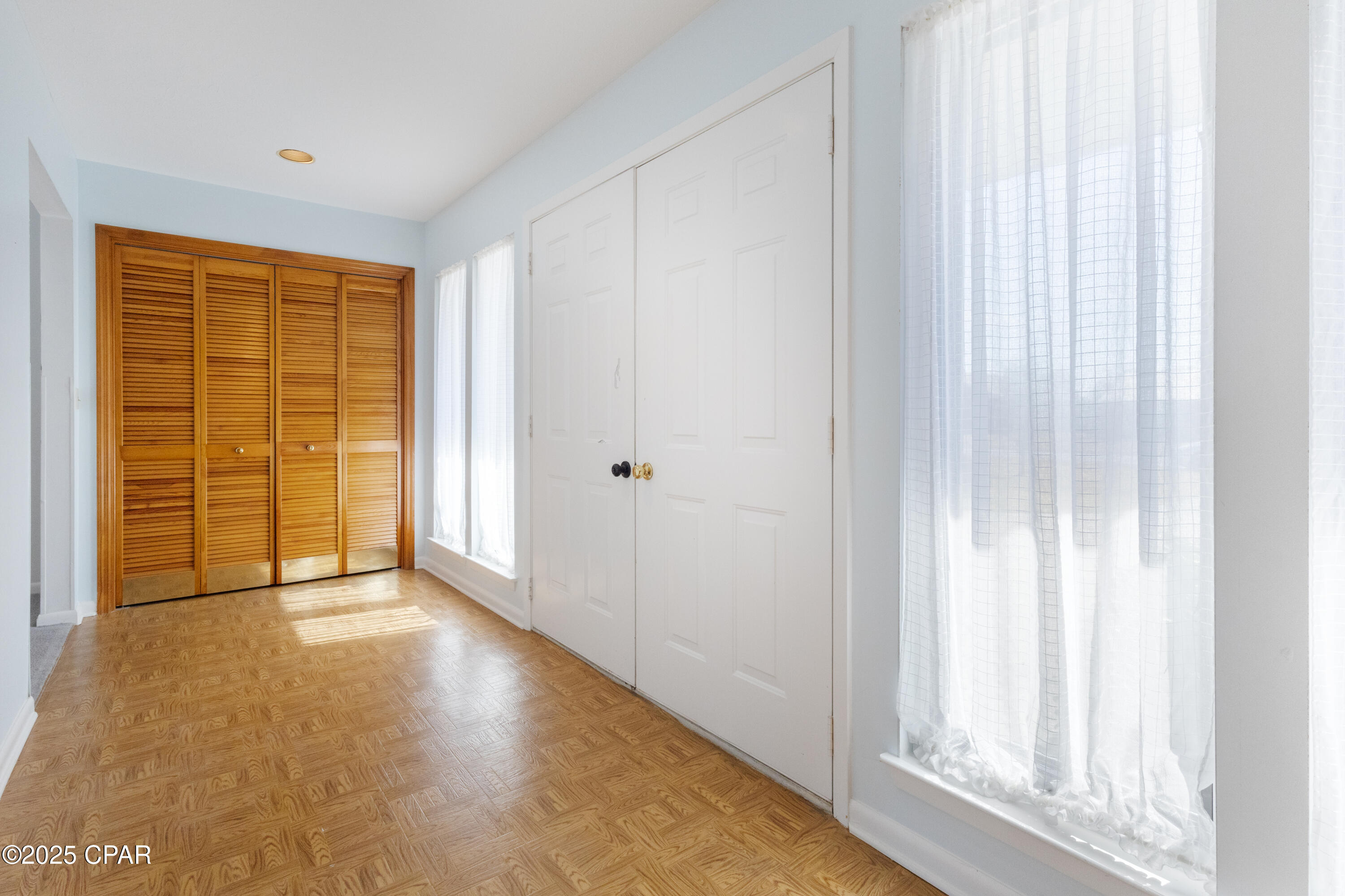 Image 9 For 702 Beachcomber Drive