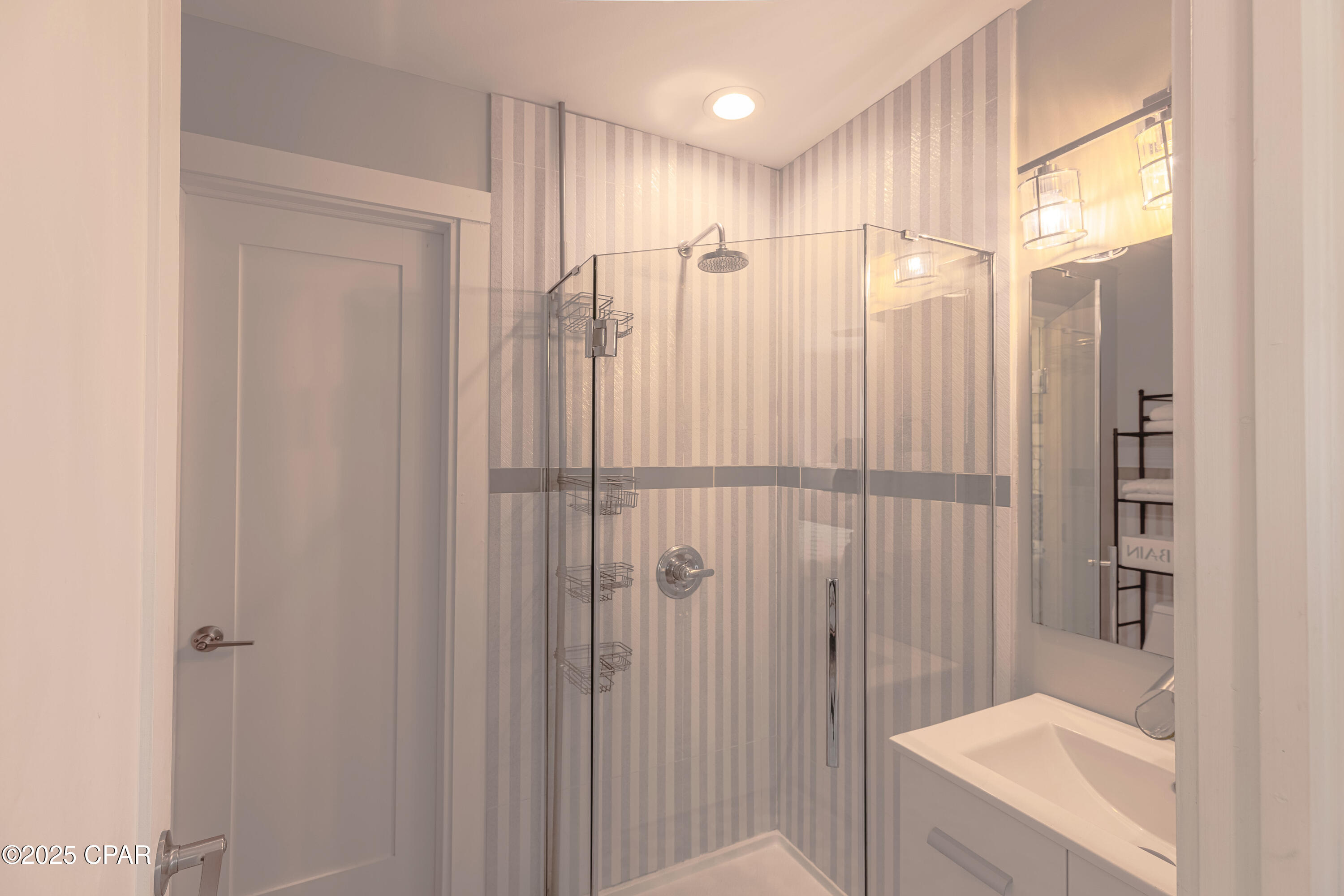 Image 21 For 17735 Front Beach Road  2