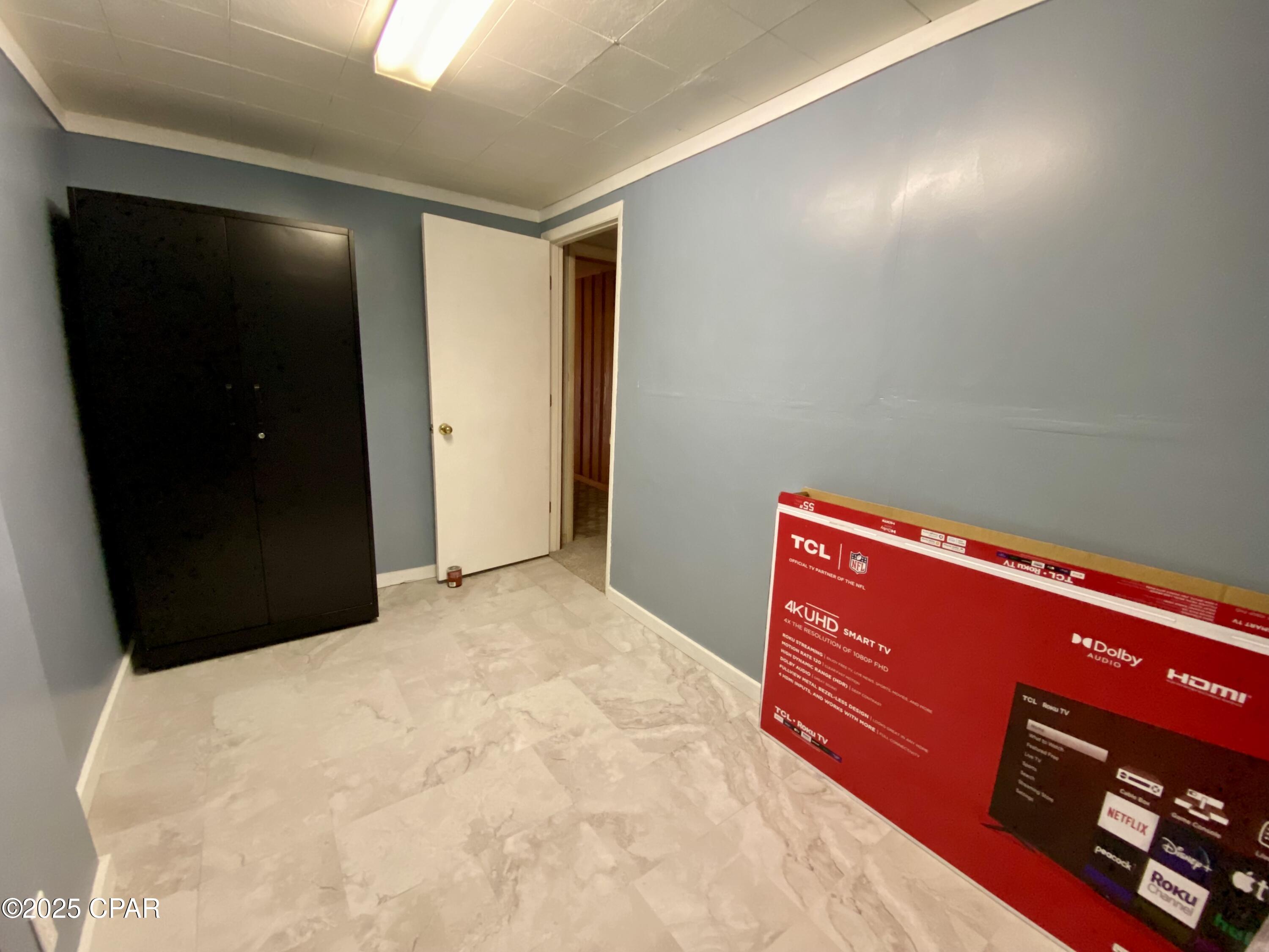 Image 17 For 6913 Broadway Street