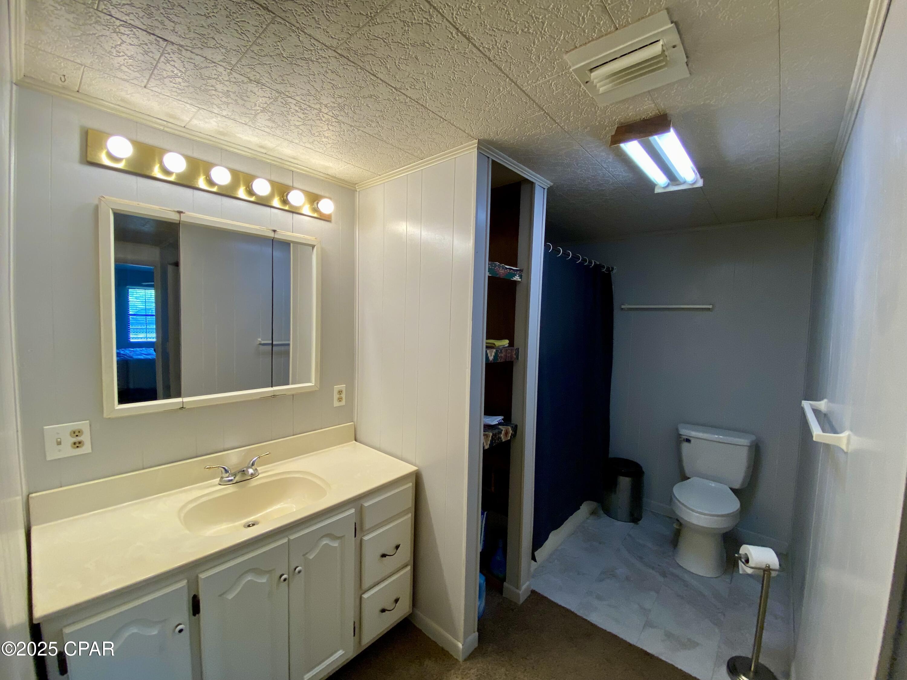 Image 18 For 6913 Broadway Street