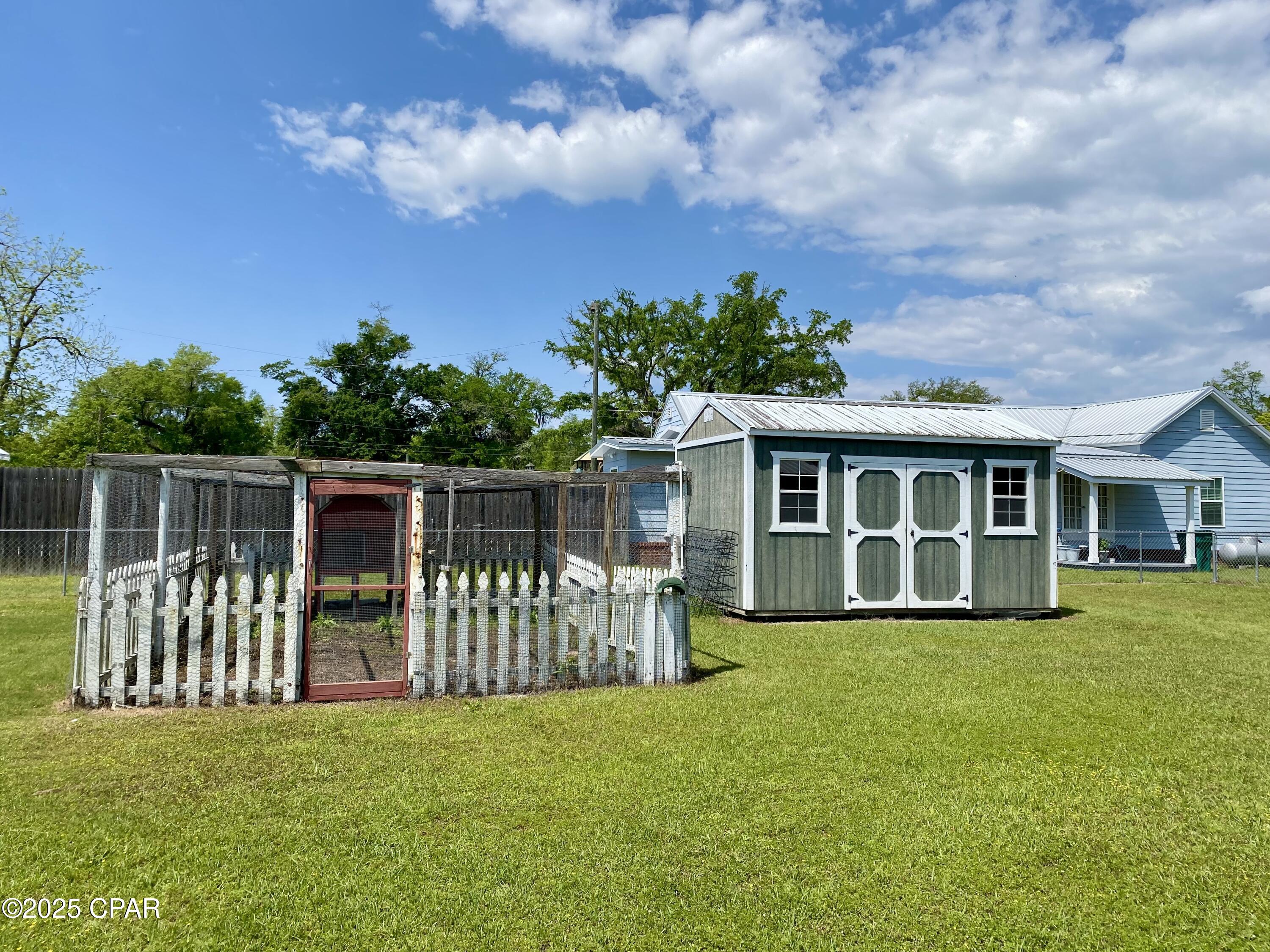 Image 25 For 6913 Broadway Street