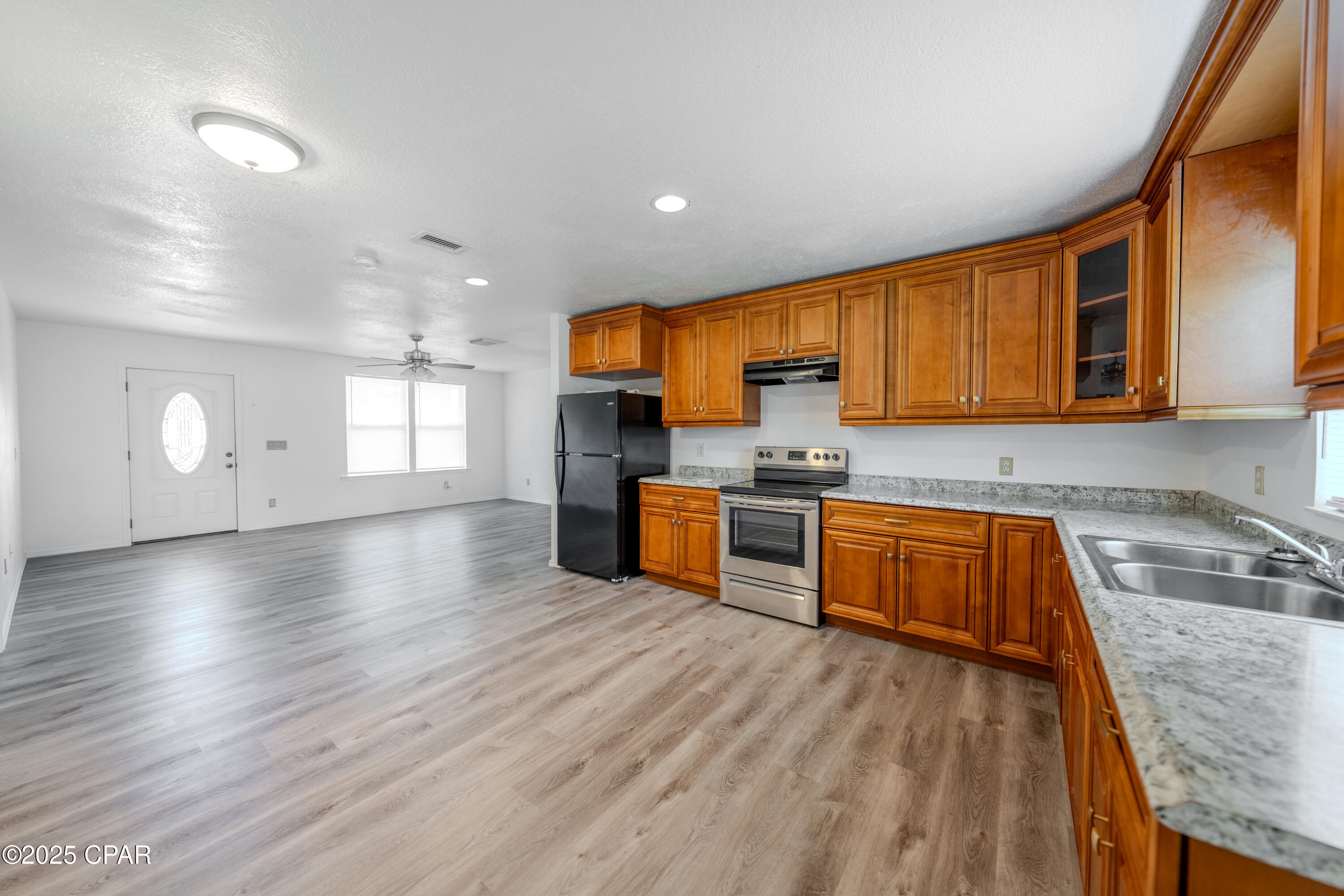 Image 2 For 5744 Fort Road