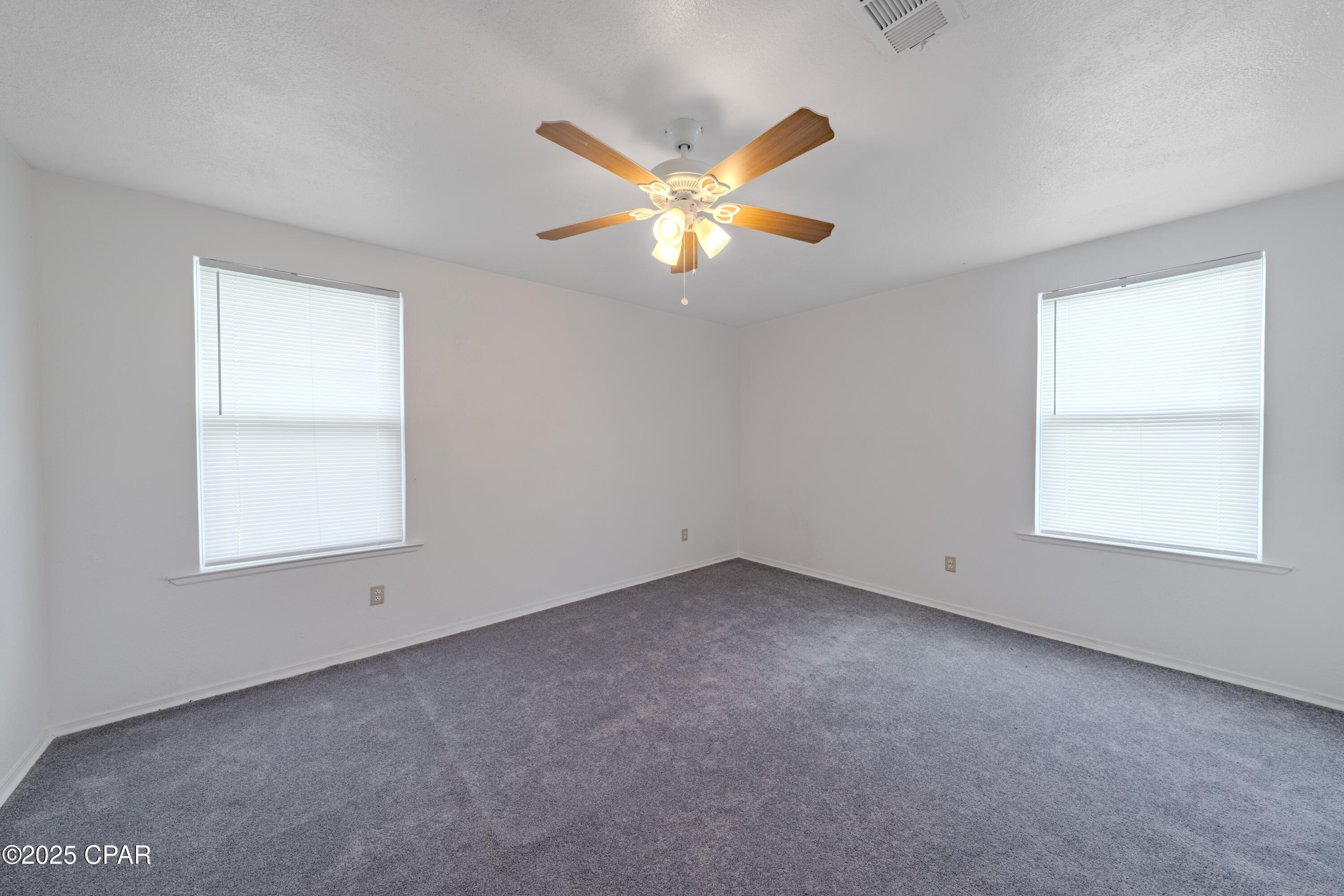 Image 8 For 5744 Fort Road