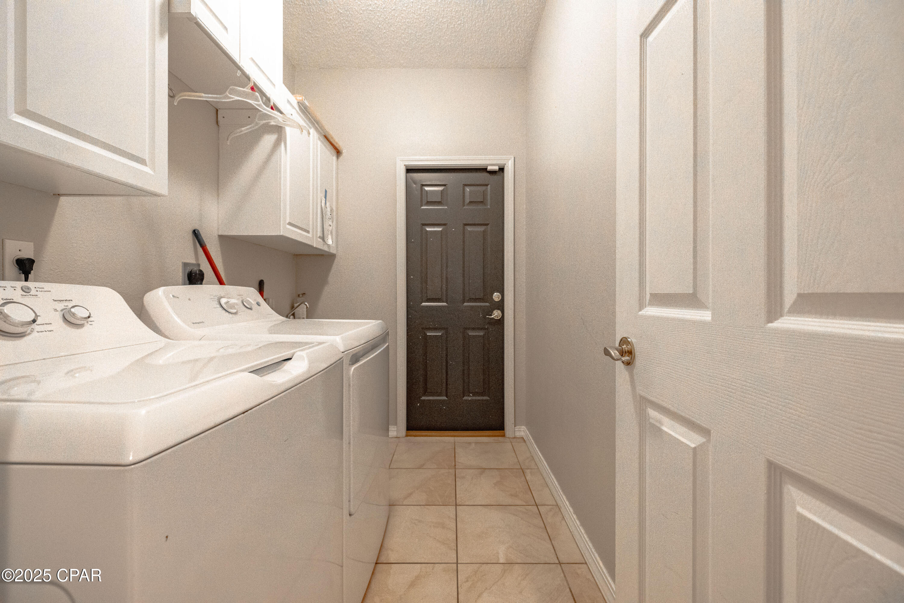 Image 19 For 107 Summerwood Drive