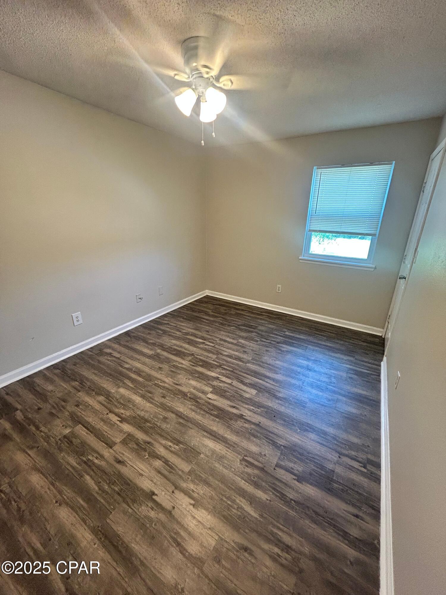 Image 6 For 3914 11th Street 103