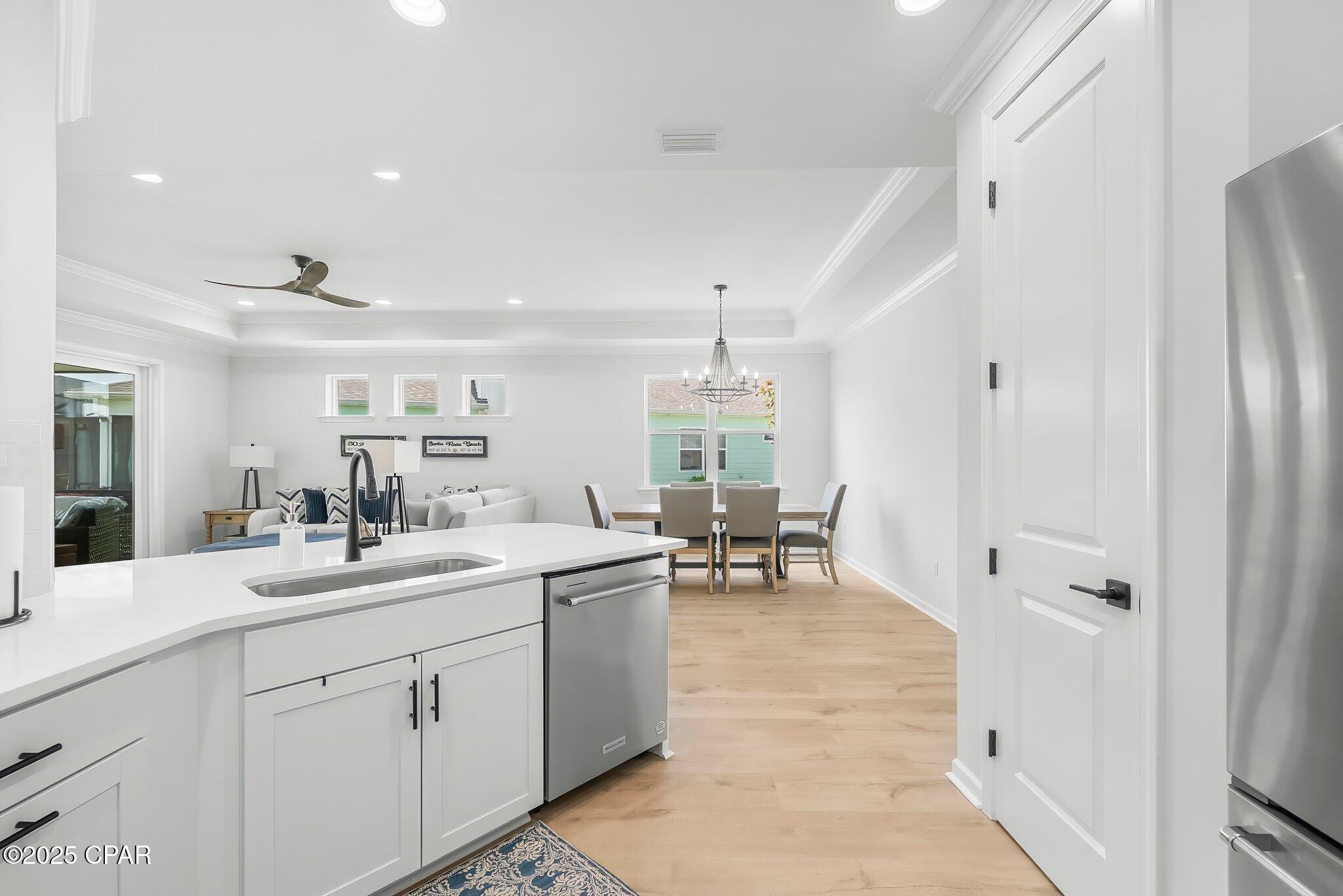 Image 16 For 8526 Island Breeze Avenue