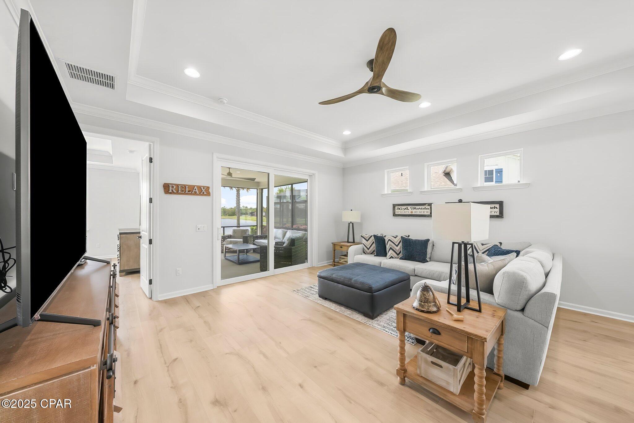 Image 19 For 8526 Island Breeze Avenue